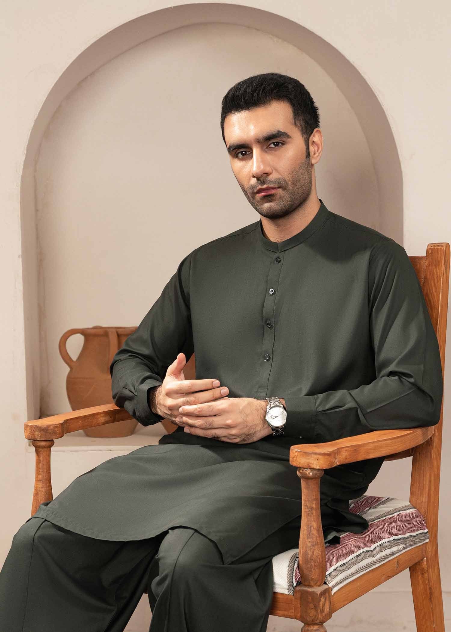 wash & wear Shalwar Kameez in Forest green