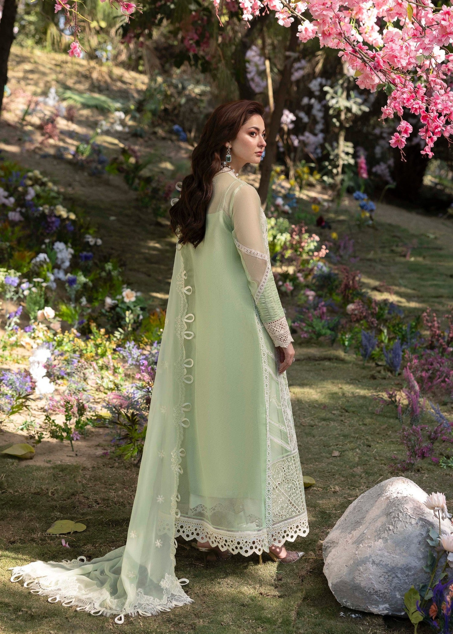 voile Unstitched in Pistachio green