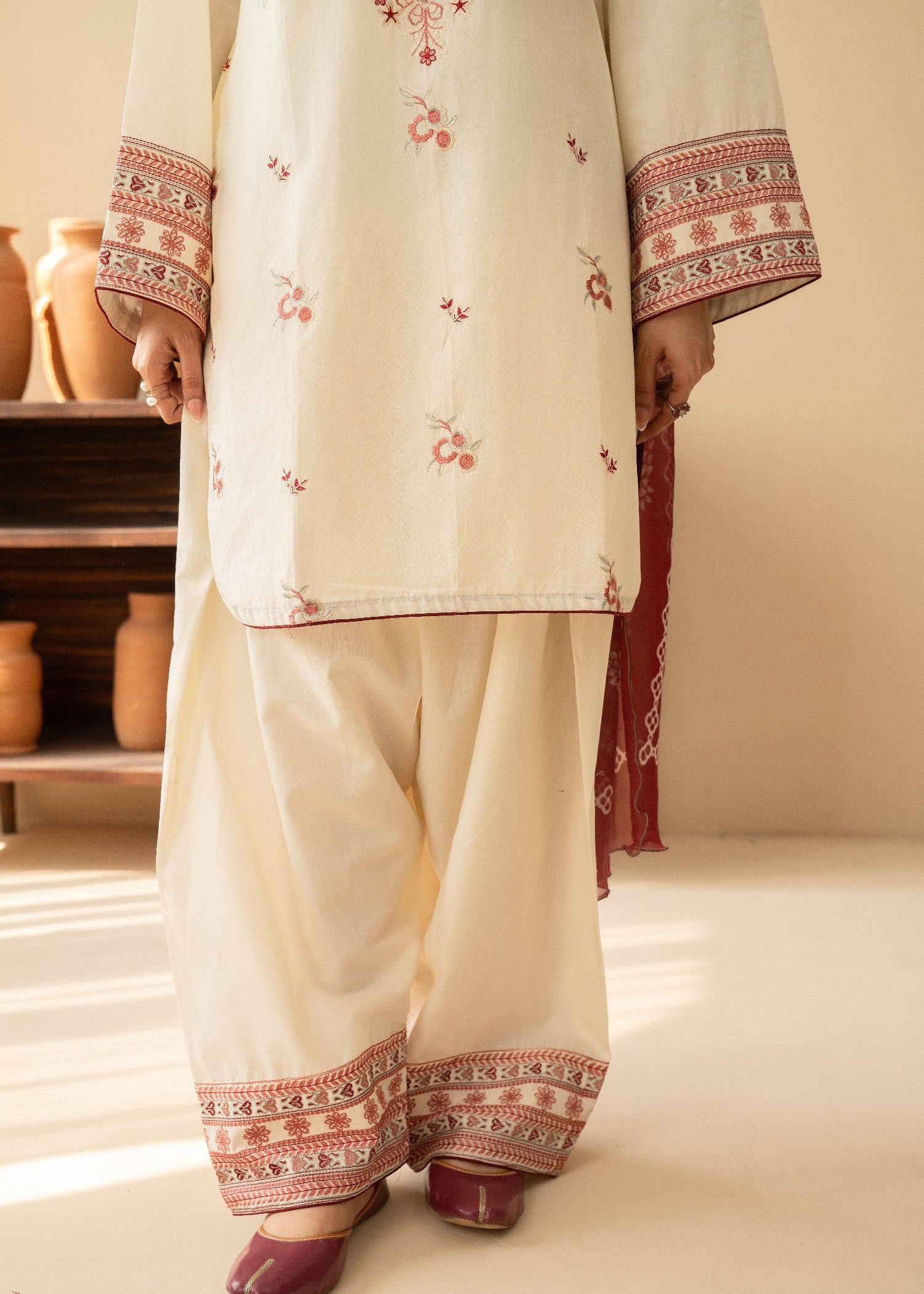 lawn cotton Kurta Set in Ivory