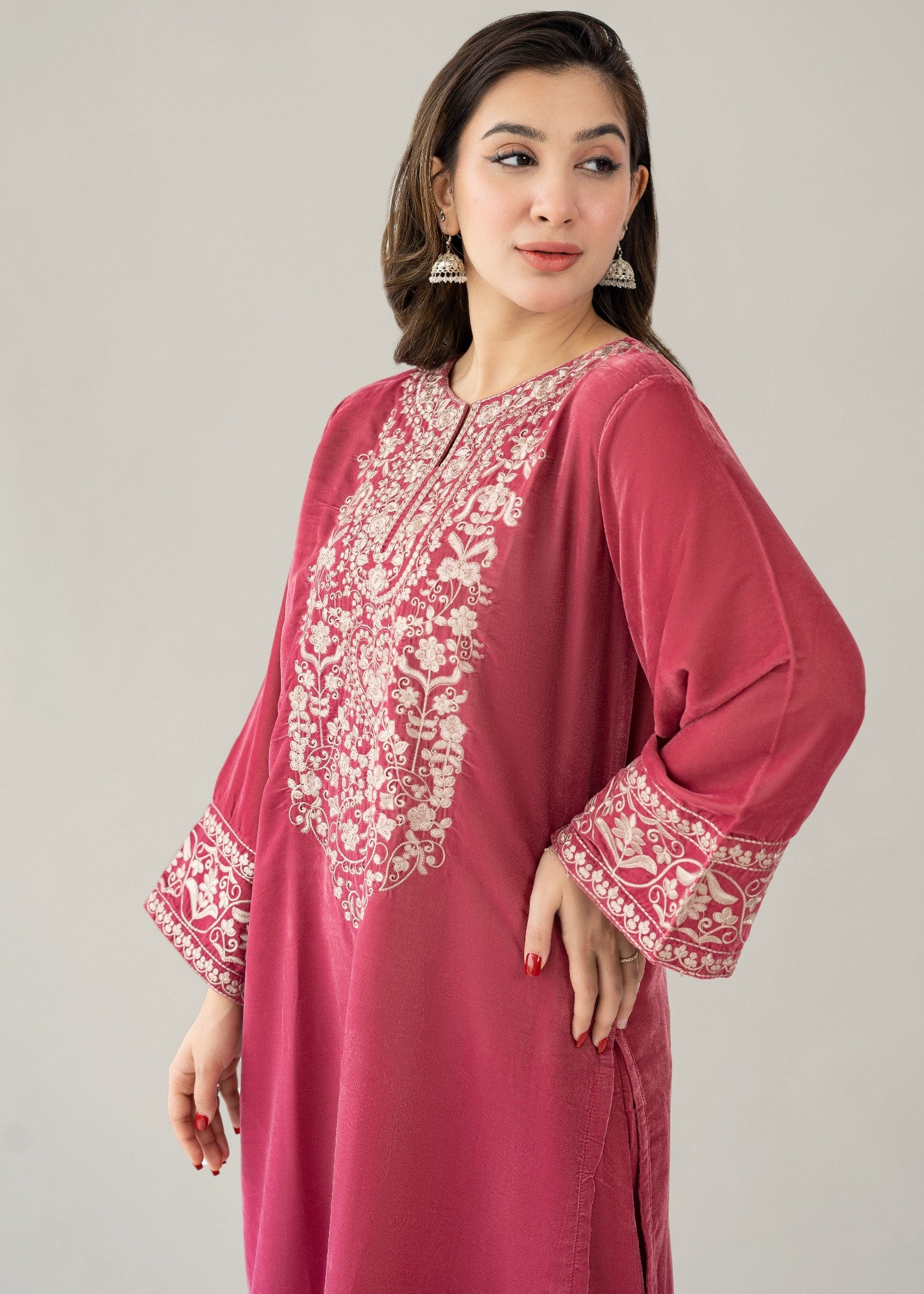 velvet Kurta Set in Tea rose pink