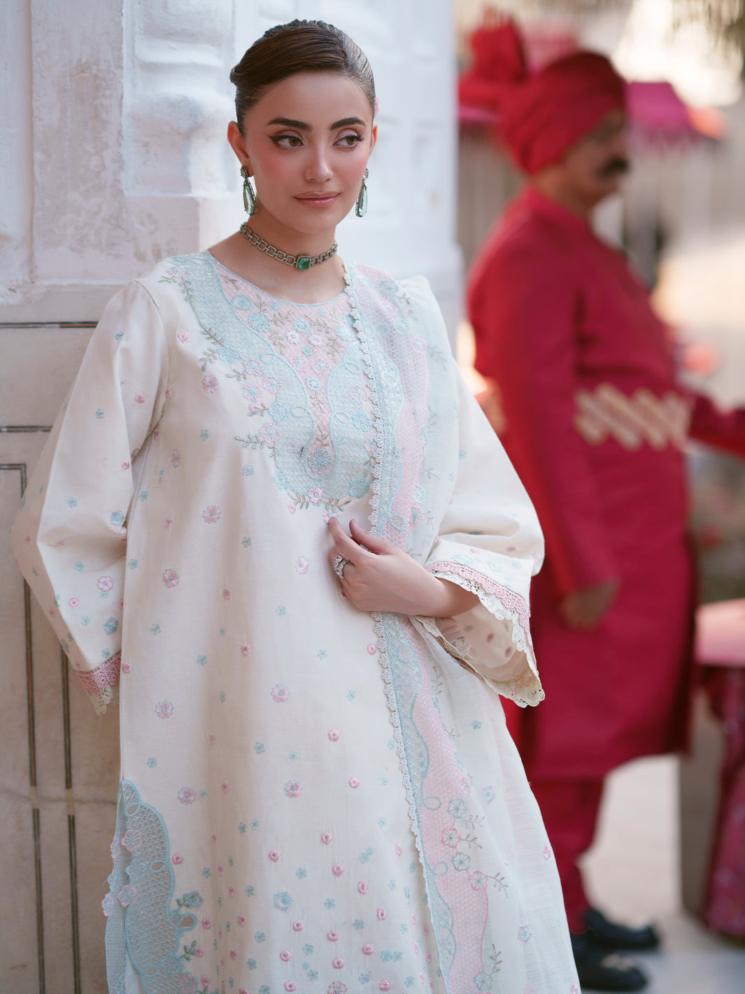 Nilofer Luxury Lawn – NL-02