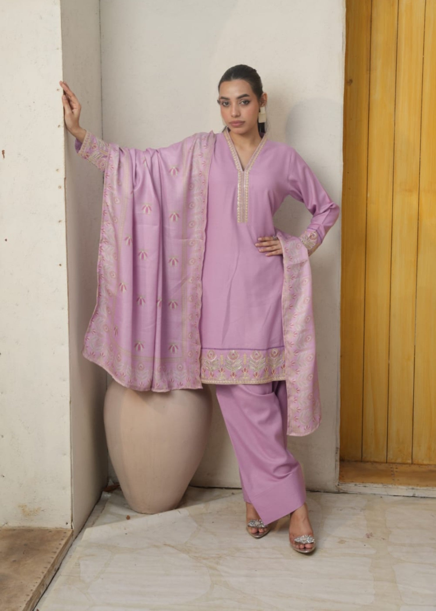 dhanak Kurta Set in Lavender pink