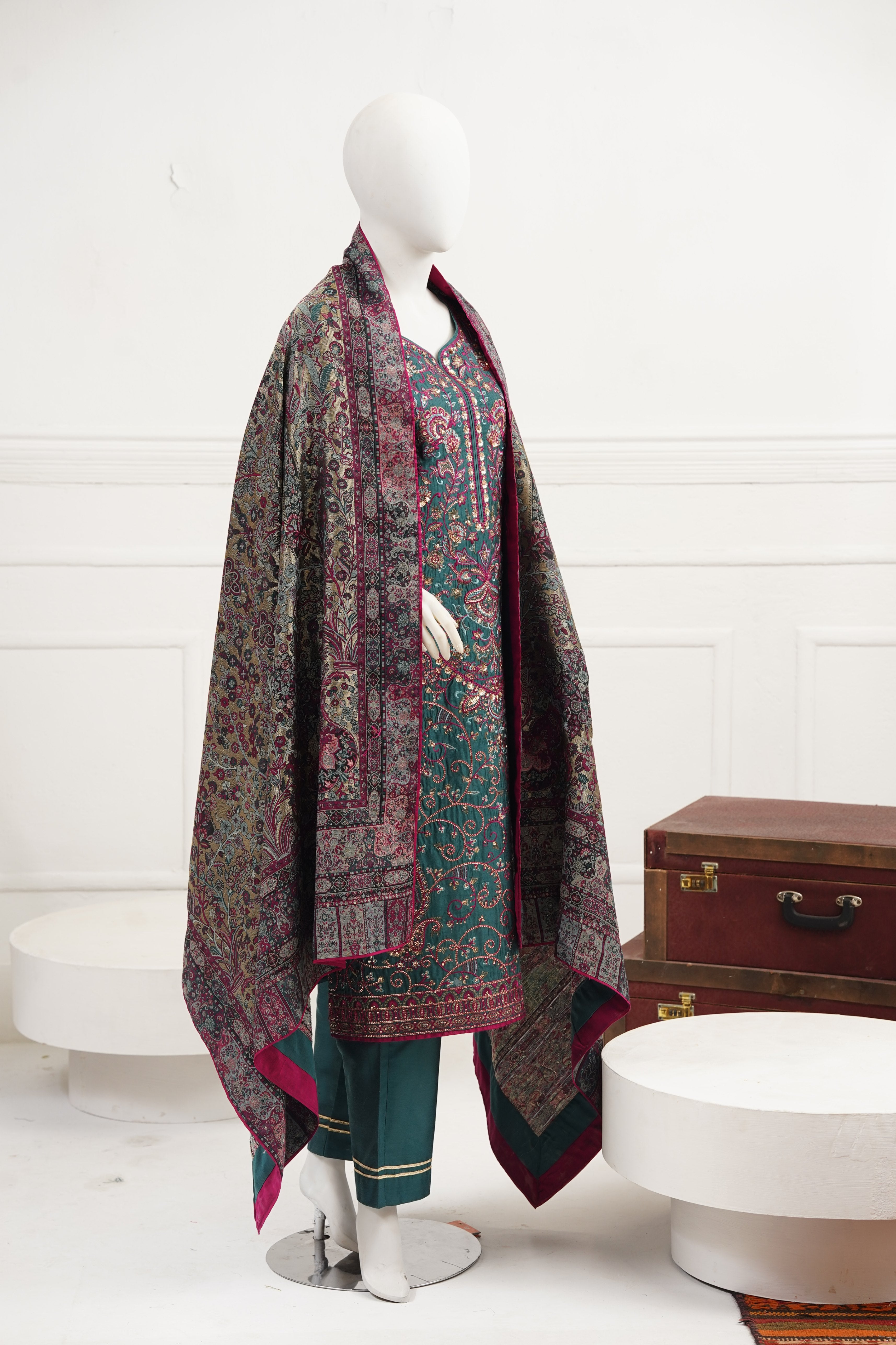 viscose Kurta Set in Pine green