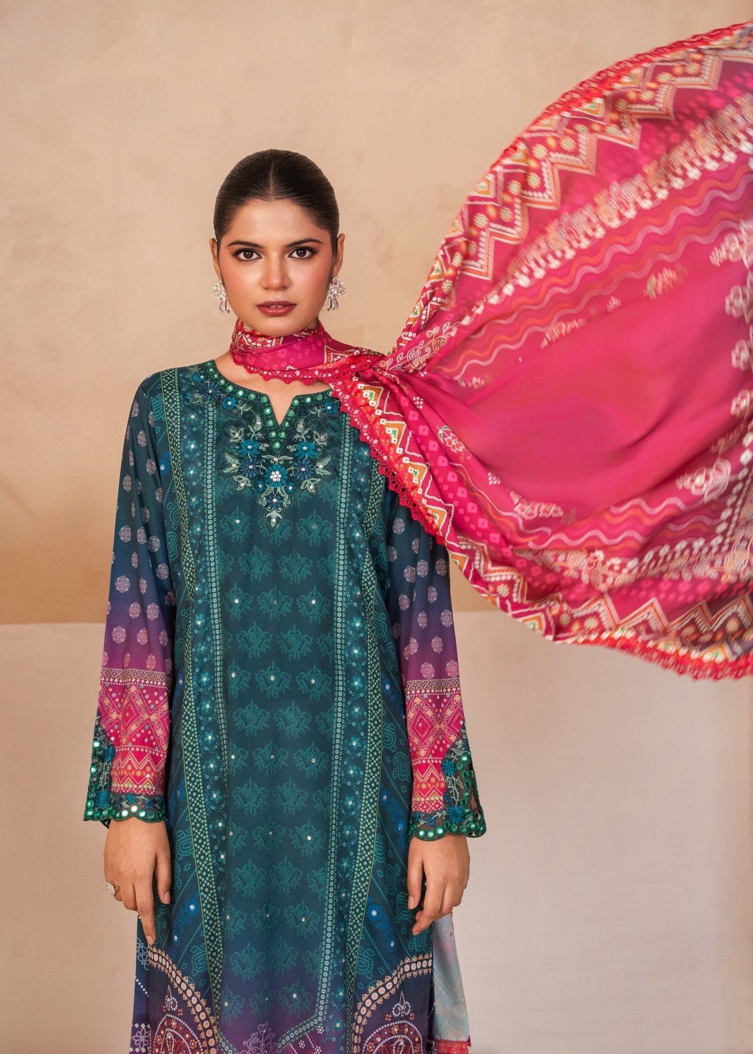 crepe silk Kurta Set in Green
