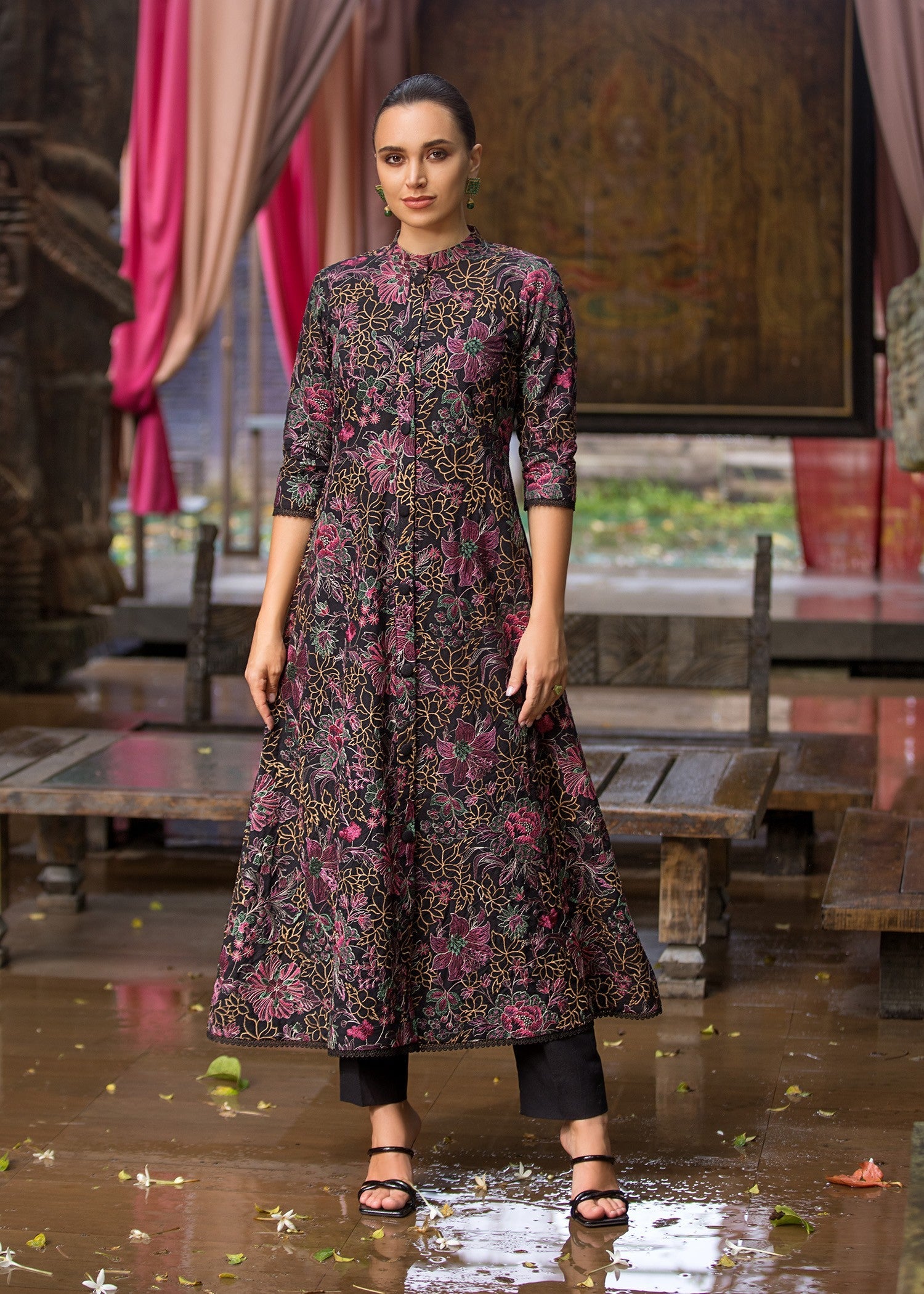 karandi Unstitched in Black