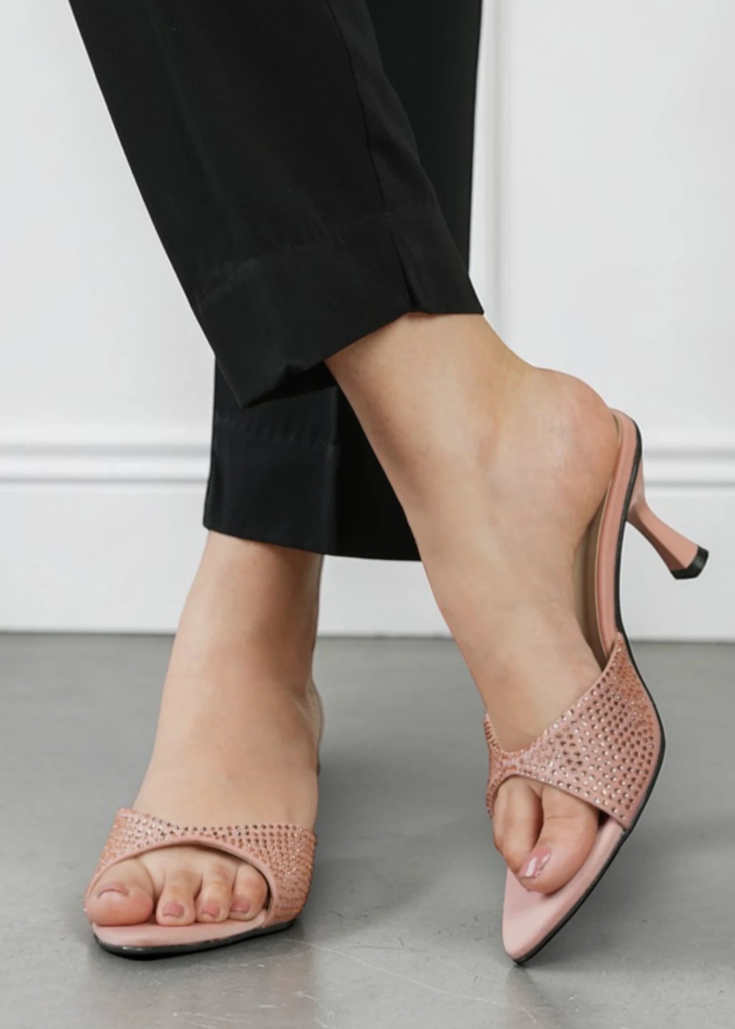 Heels in Pink by - High Quality Women Heels GUA7316
