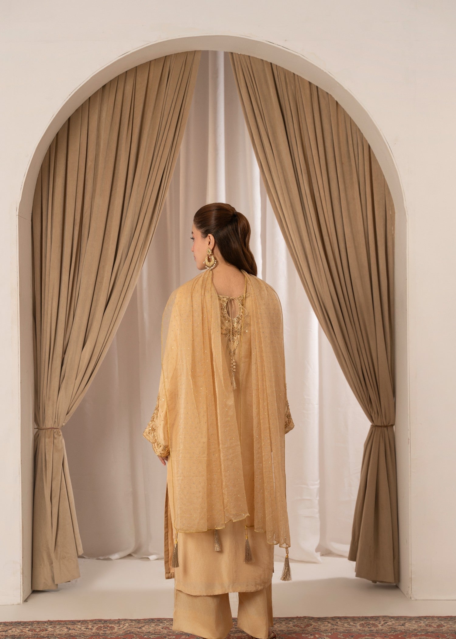 tussar silk Kurta Set in Gold