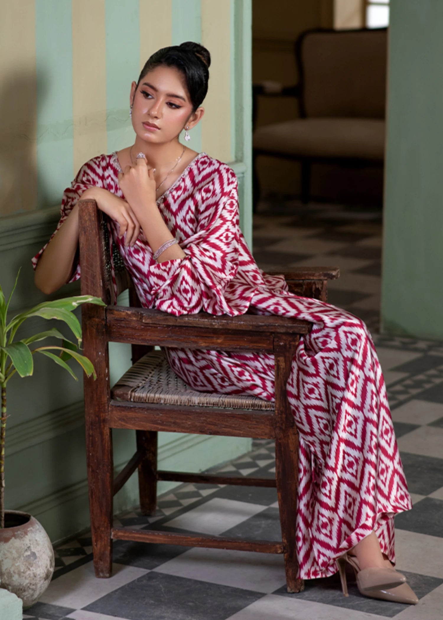 silk Kaftan in Raspberry