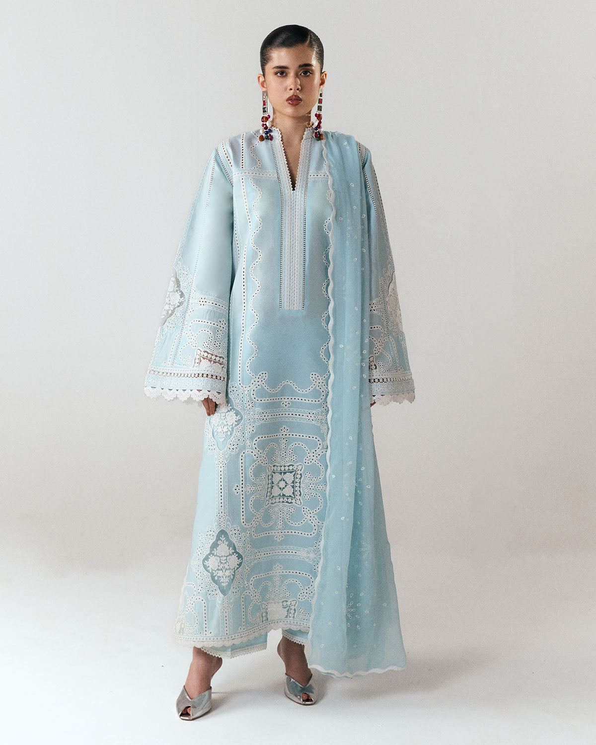 Jugnu Luxury Lawn Edit – Dira