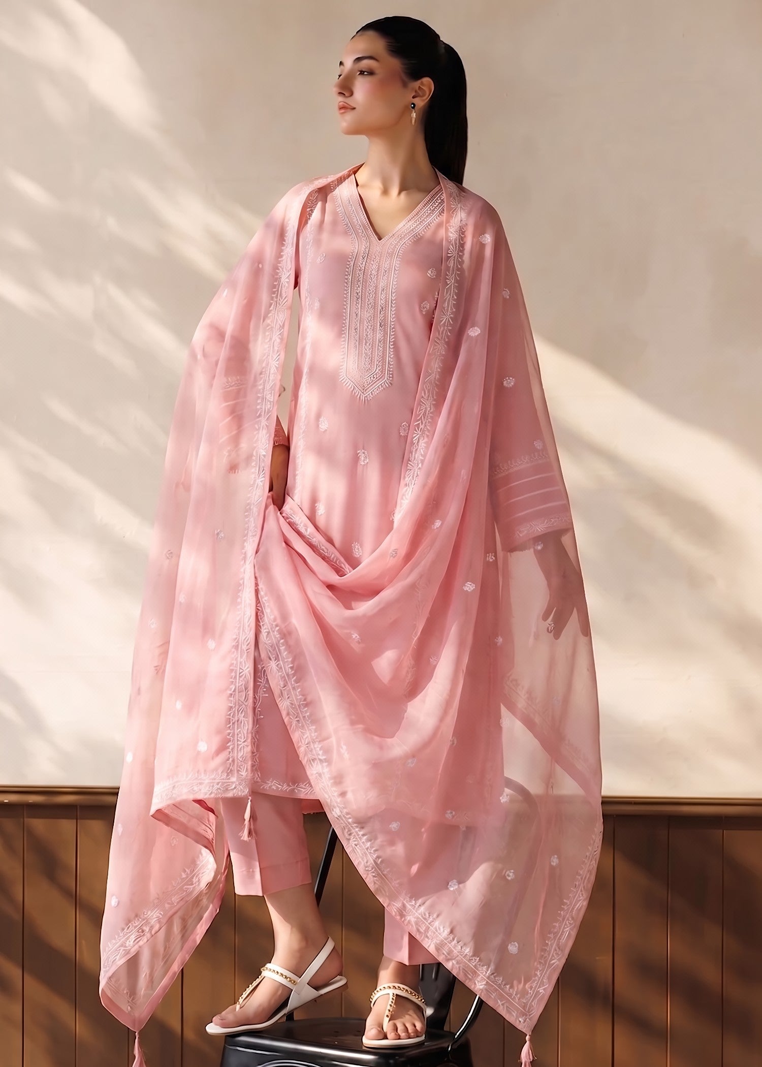 bemberg crinkle chiffon Kurta Set in Light pink