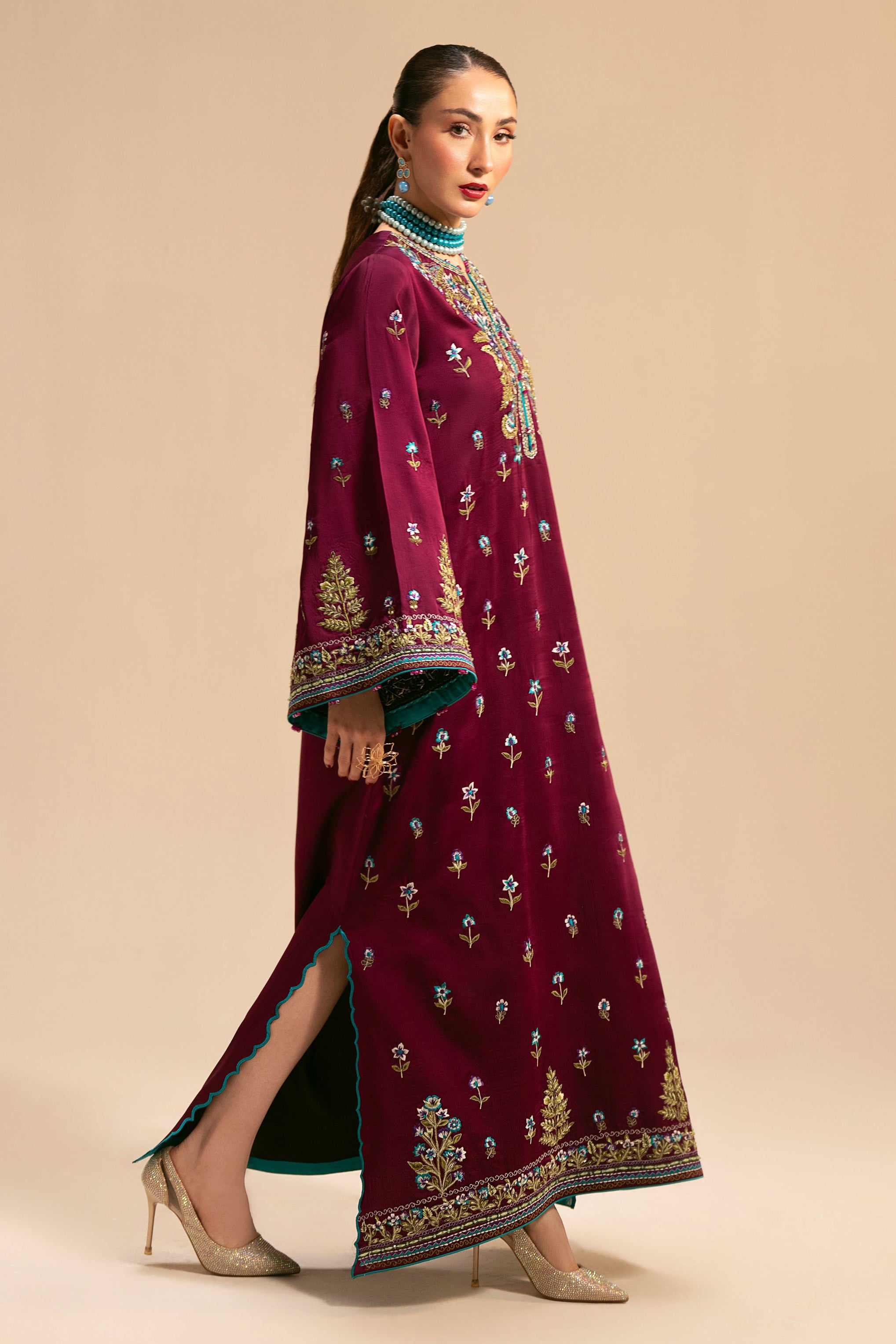 velvet Kaftan in Amaranth