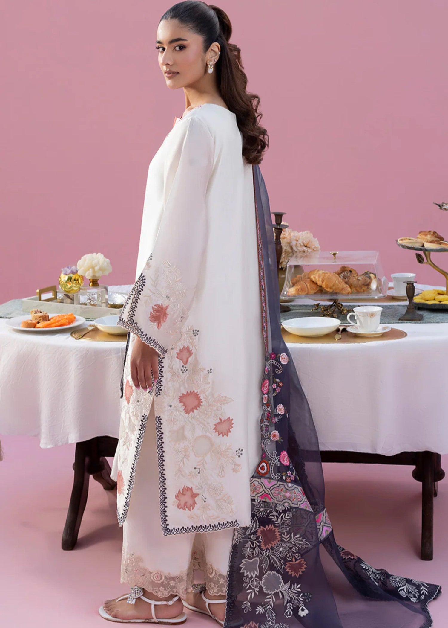 cotton silk Kurta Set in Floral white