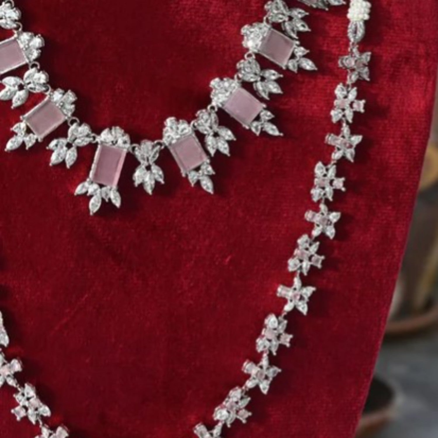 Jewelry Set in Pink Color by - Trendy Women Jewelry Set DUT9906
