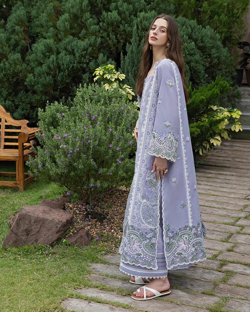 Mon Tresor Luxe Lawn – Vera