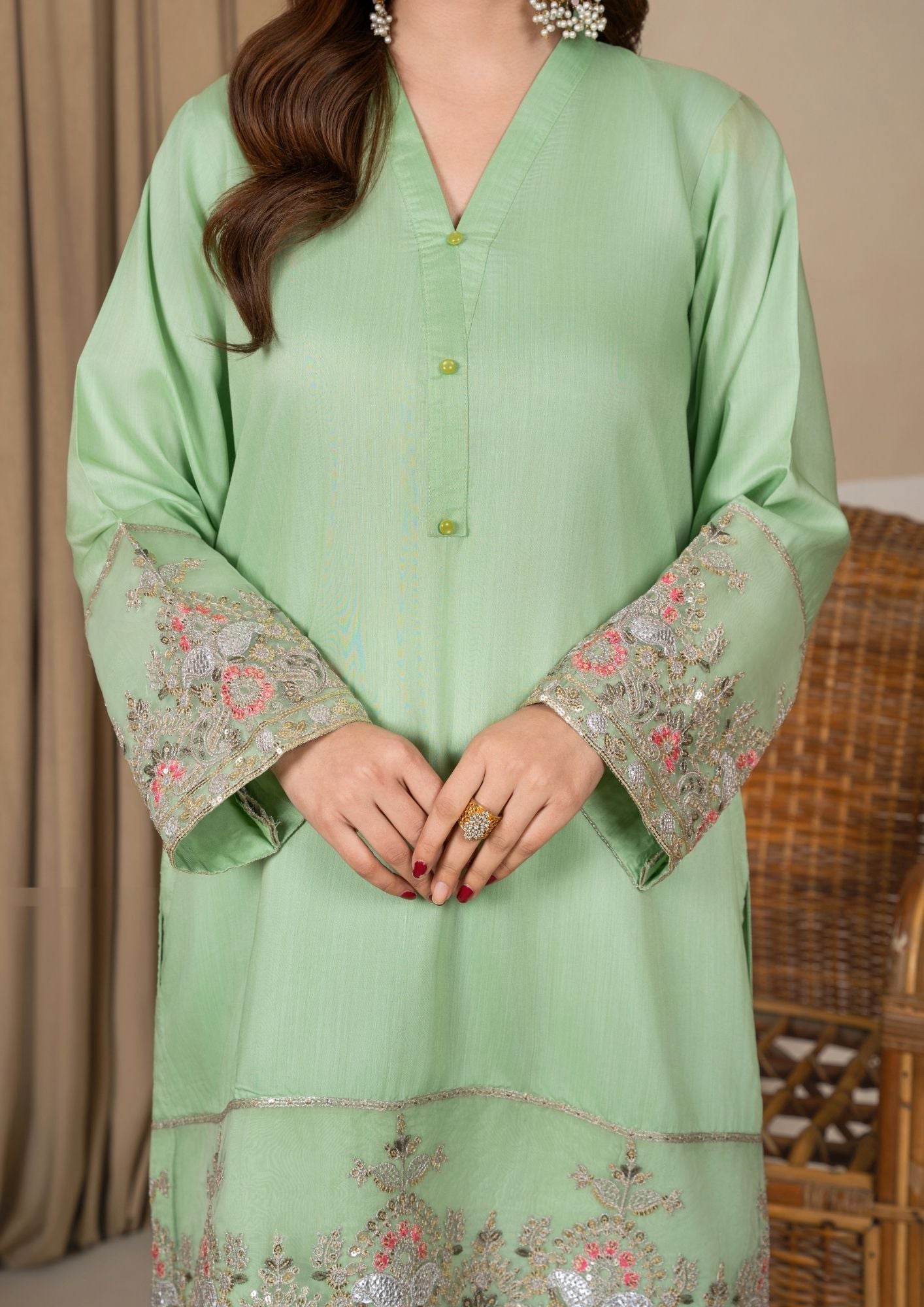viscose raw silk Kurta Set in Pistachio green
