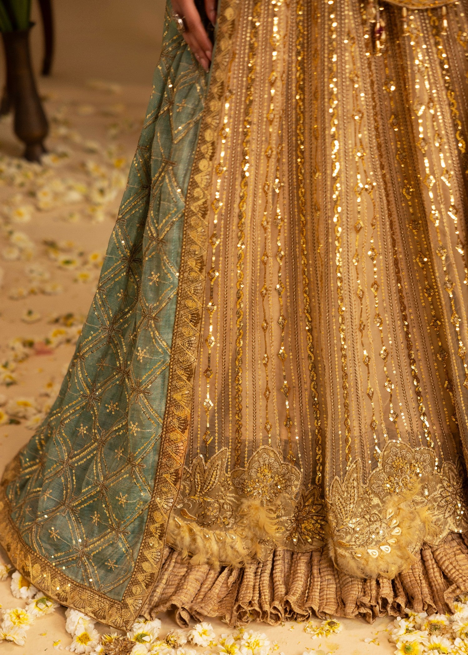net Maxi in Gold