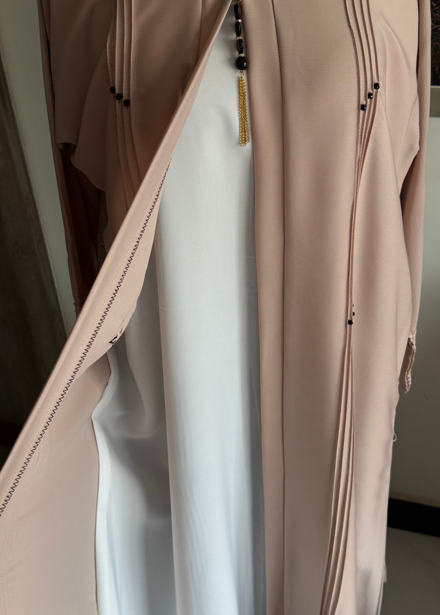 nidha Abaya in Rose pink