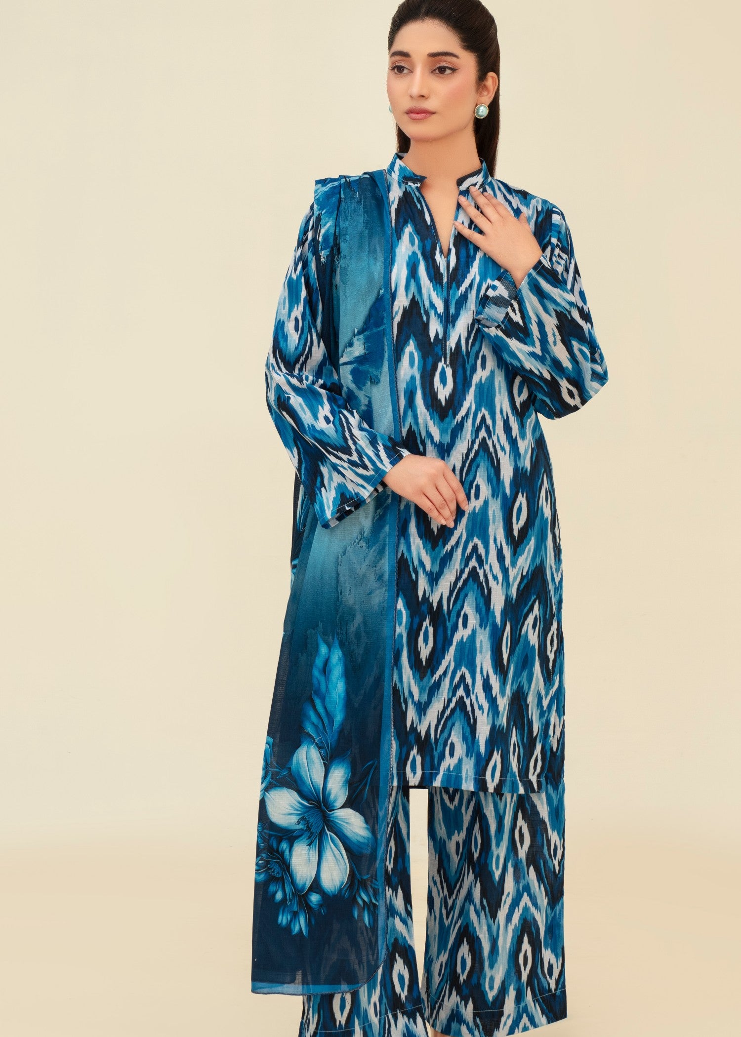 lawn Kurta Set in Cobalt blue