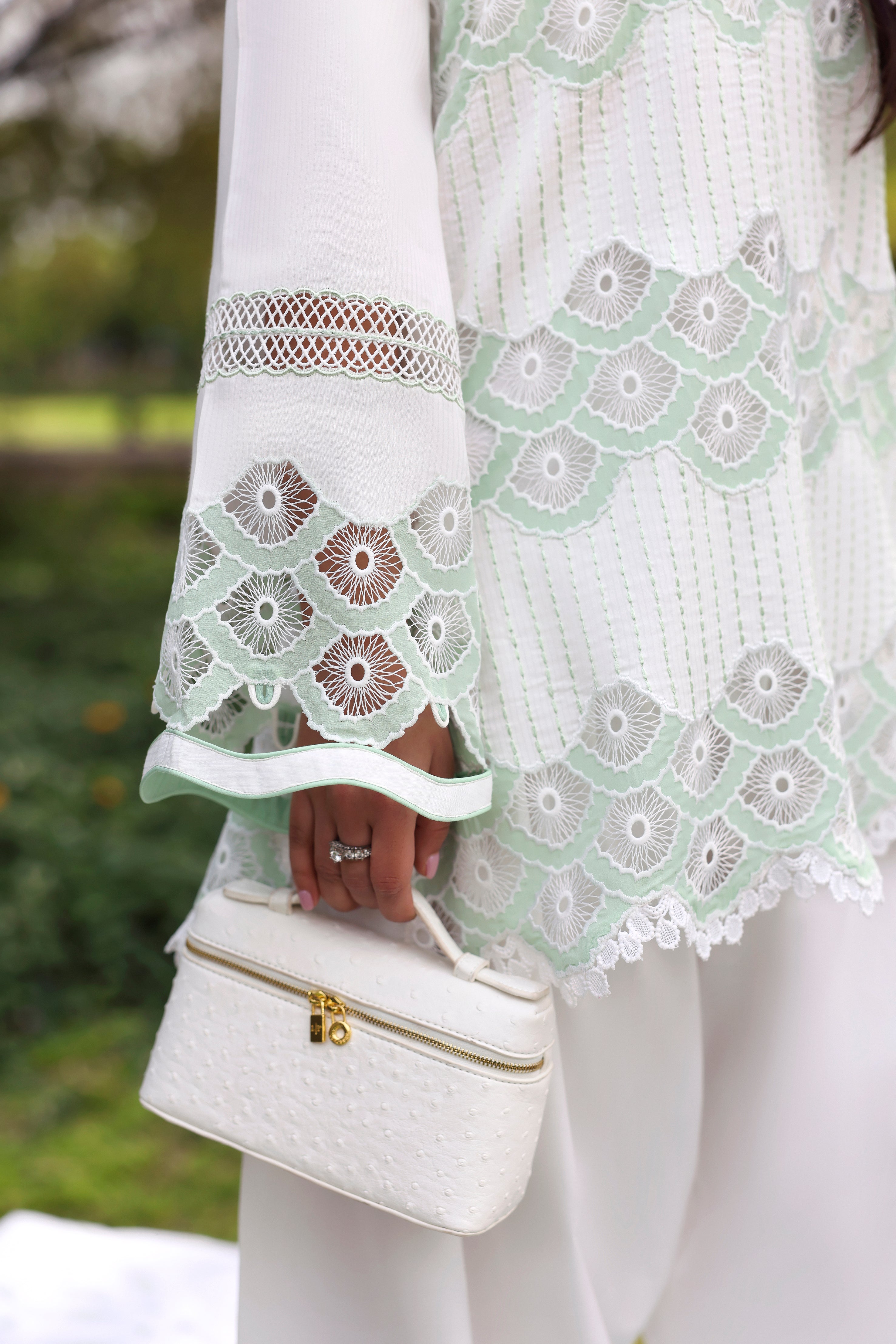 ribbed lawn Kurta Set in Off-white
