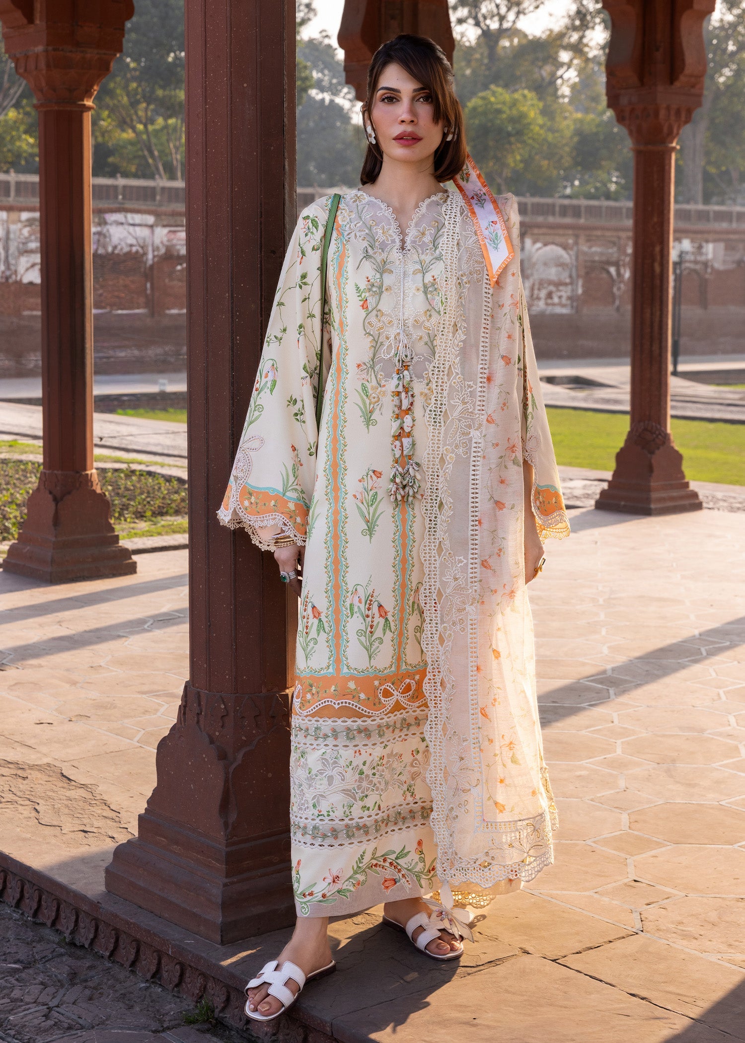 Flow Luxury Lawn – SUN-KISSED LETTER-D9A
