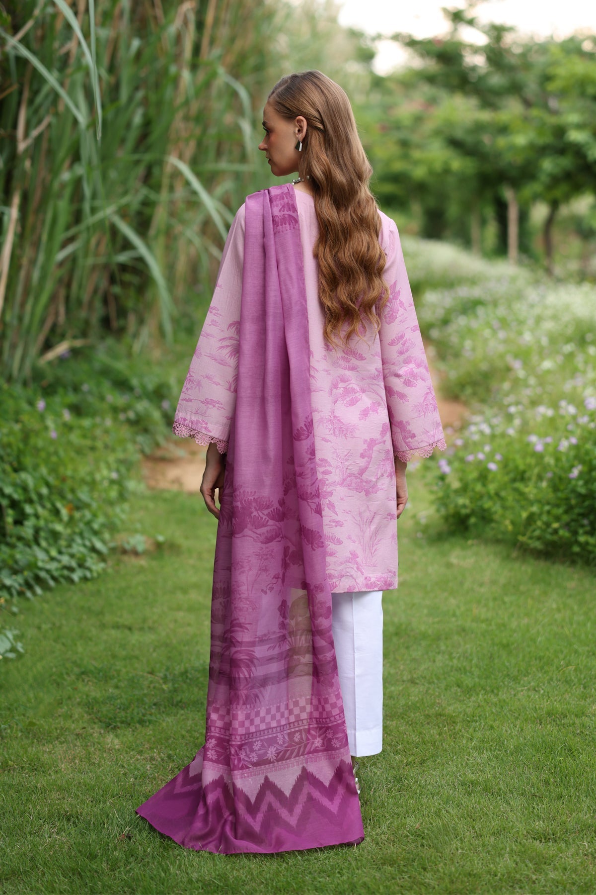 Eid Edit Lawn – KARRA