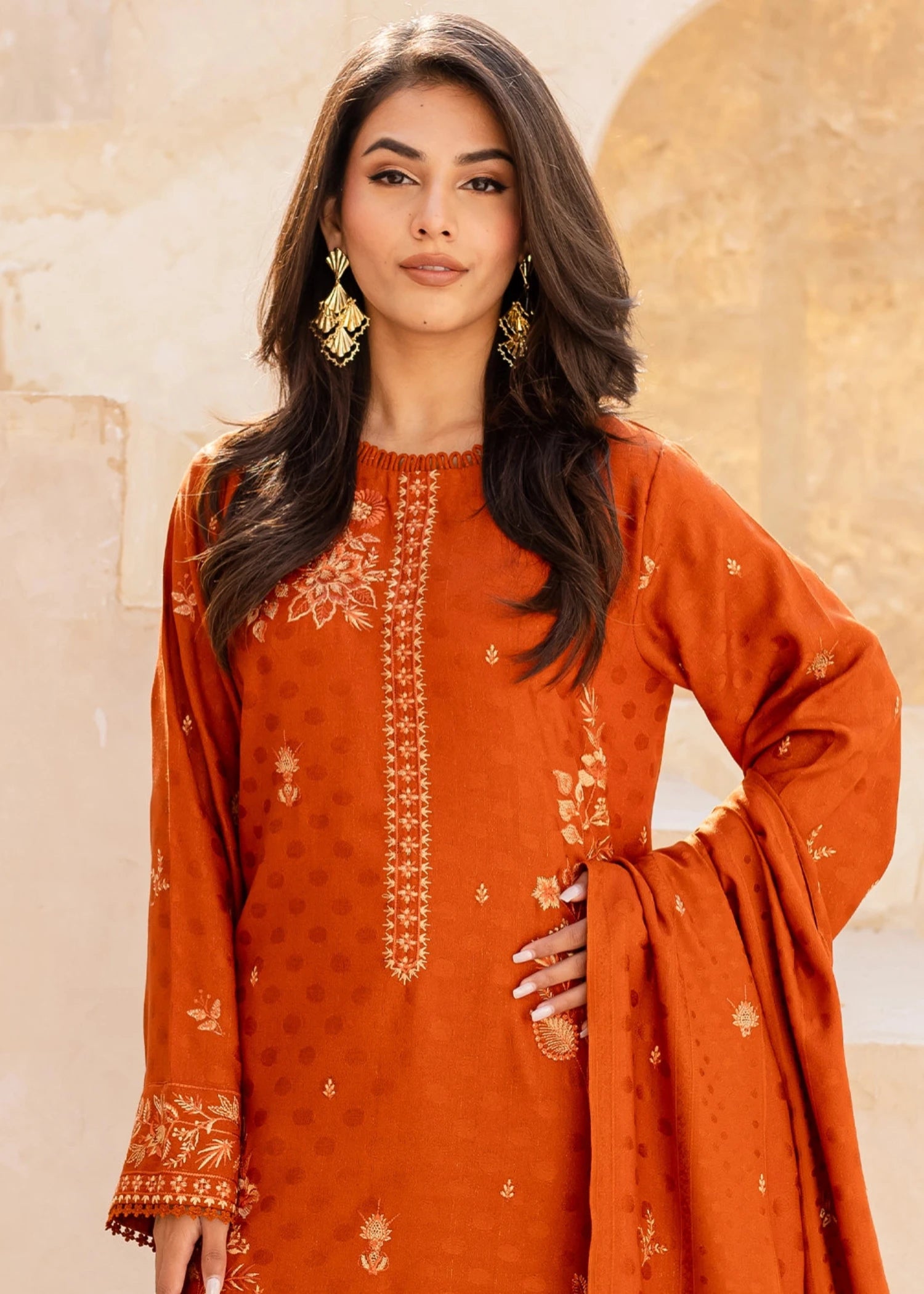 dhanak wool Unstitched in Orange