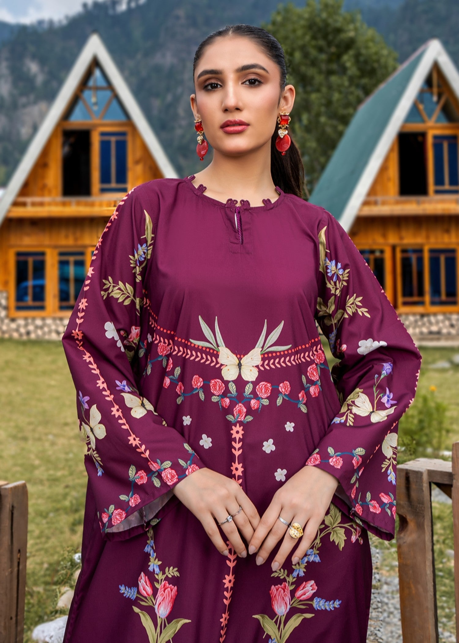 crepe Kaftan in Burgundy
