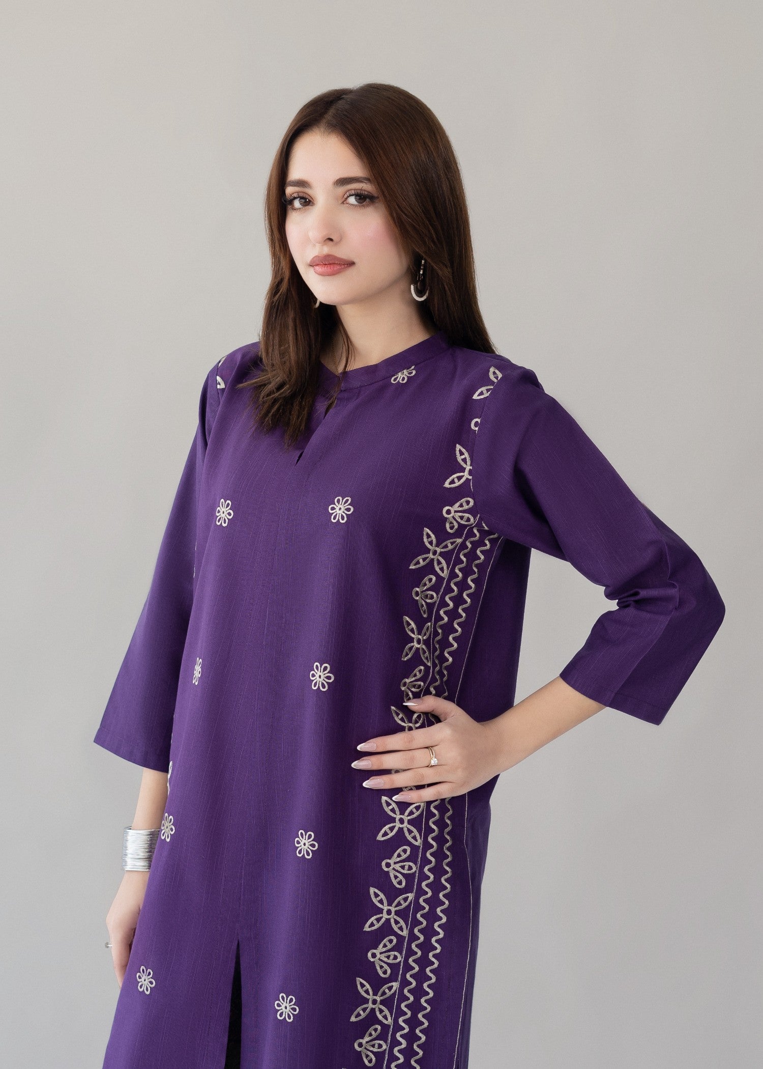 slub khaddar Kurta Set in Purple heart