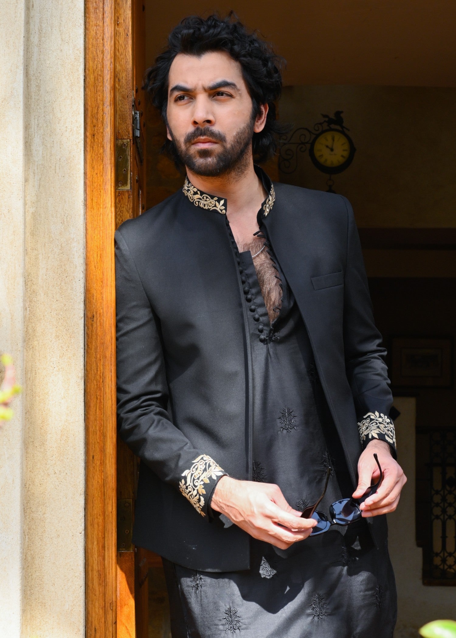 suiting Prince Coat in Black