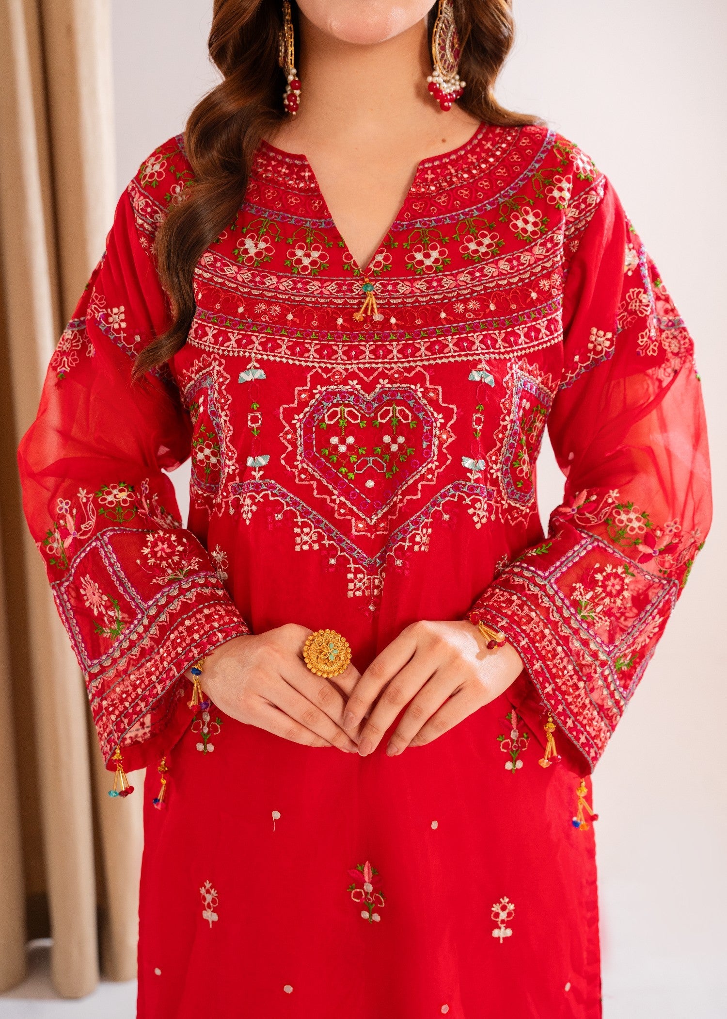 organza Kurta Set in Red, off-white