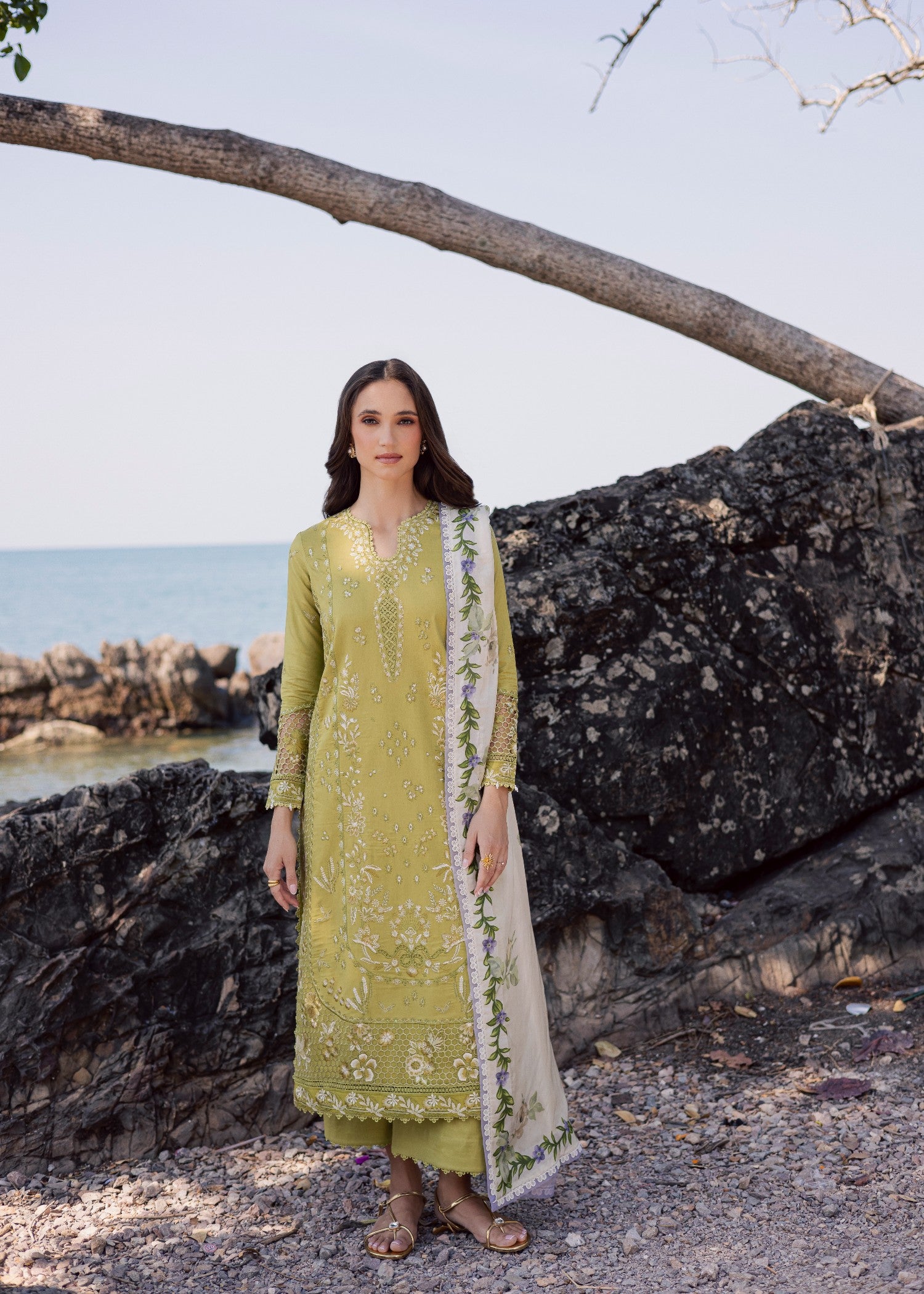 lawn cotton Kurta Set in Apple green