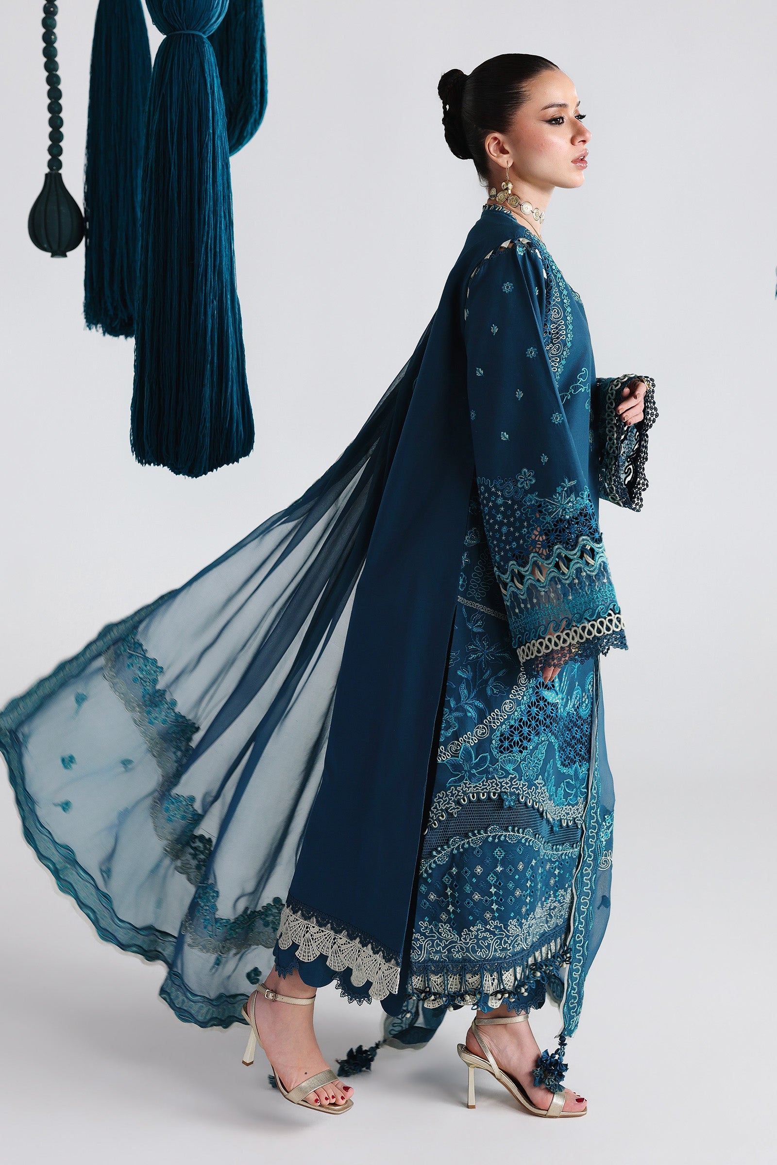 Festive Luxury Lawn – QFL-07 KAISA