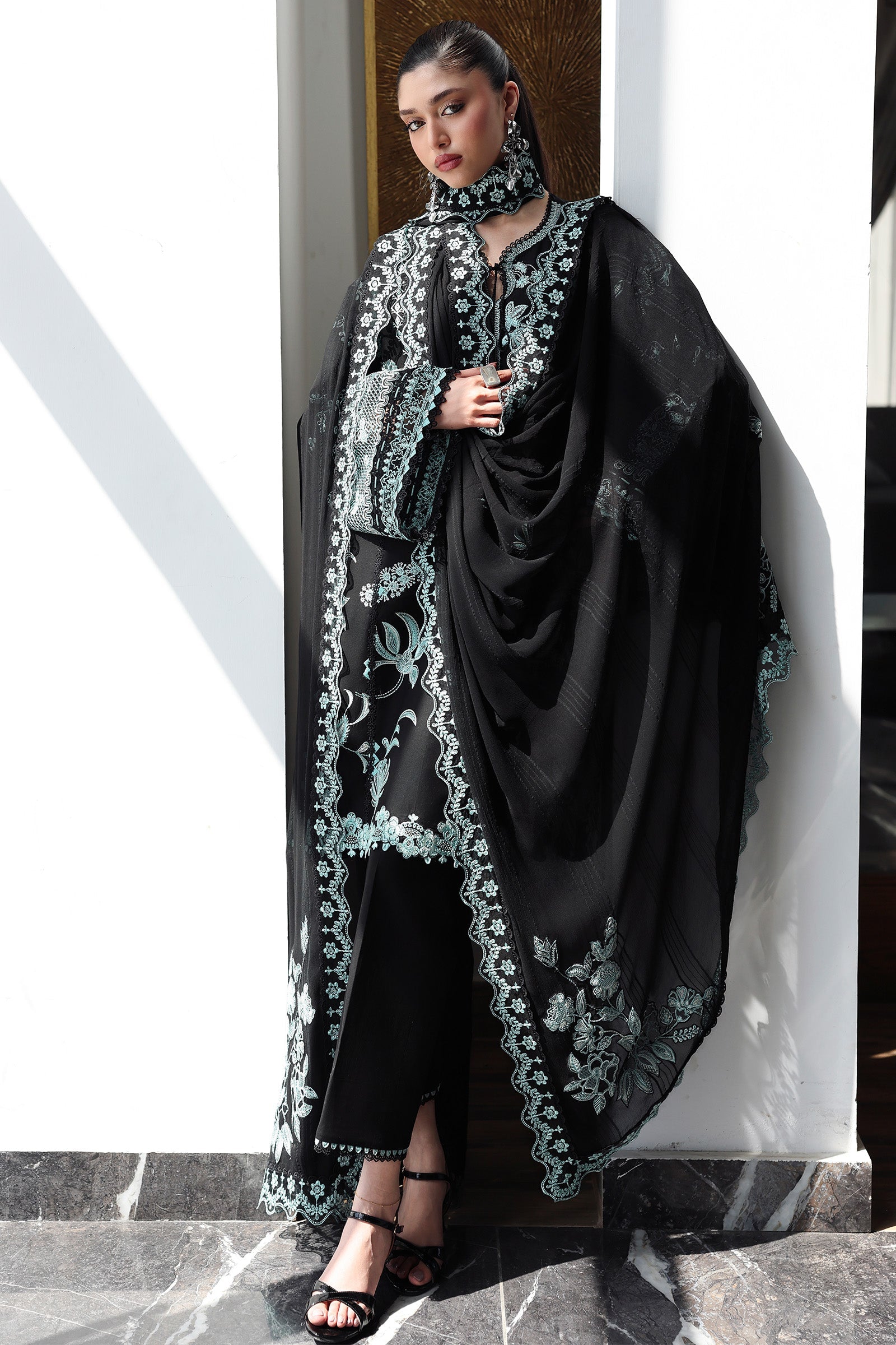 Qline Lawn Drop II – QKL-06 SANA