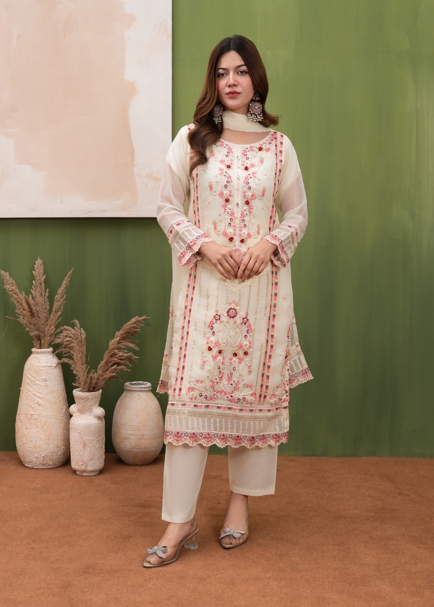 blended satin Kurta Set in Cream
