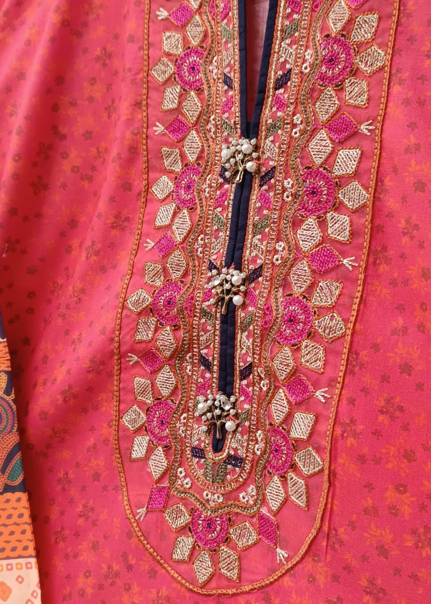 lawn Kurta Set in Strawberry pink