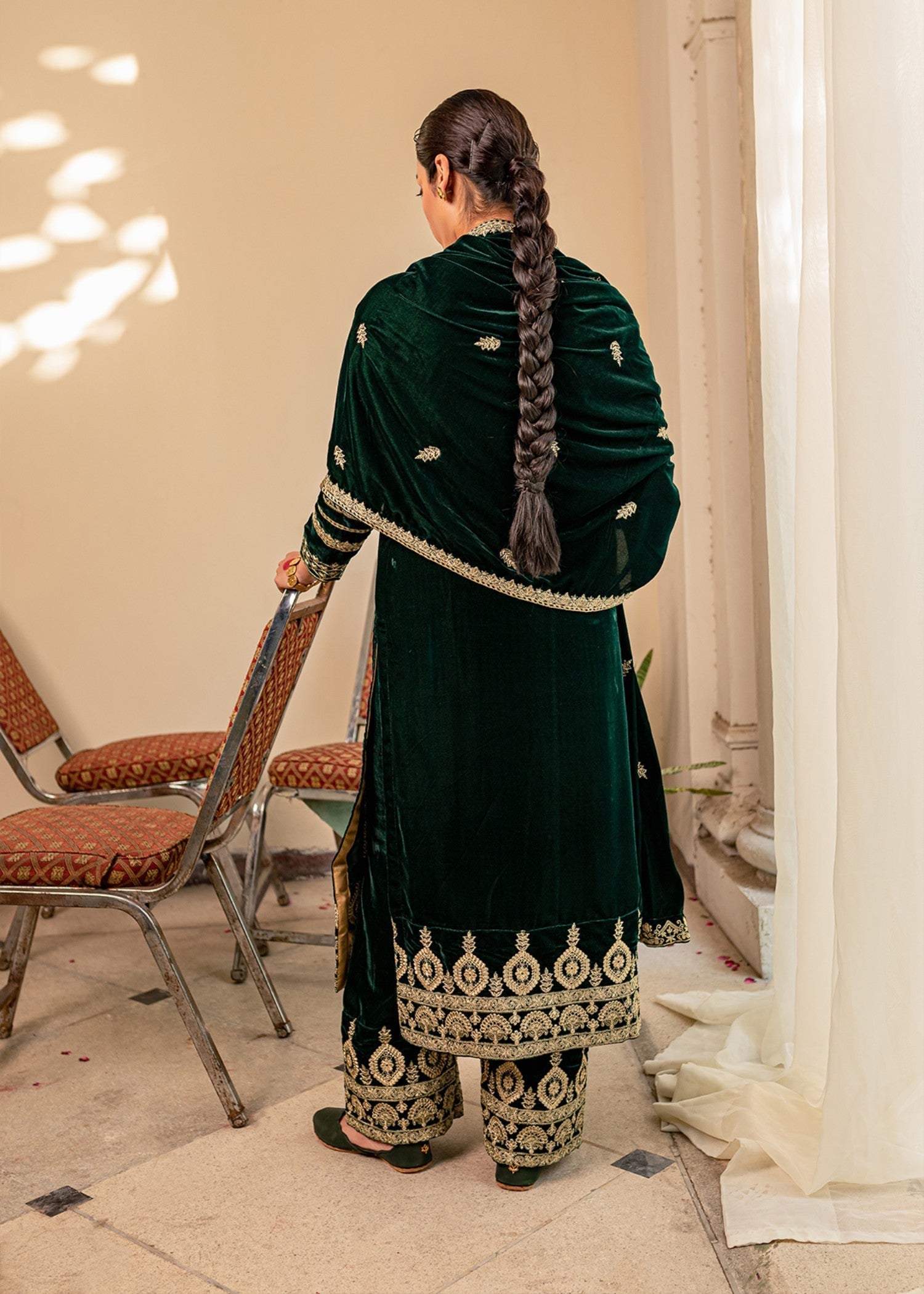 chinese micro velvet 9000 Kurta Set in Dark green