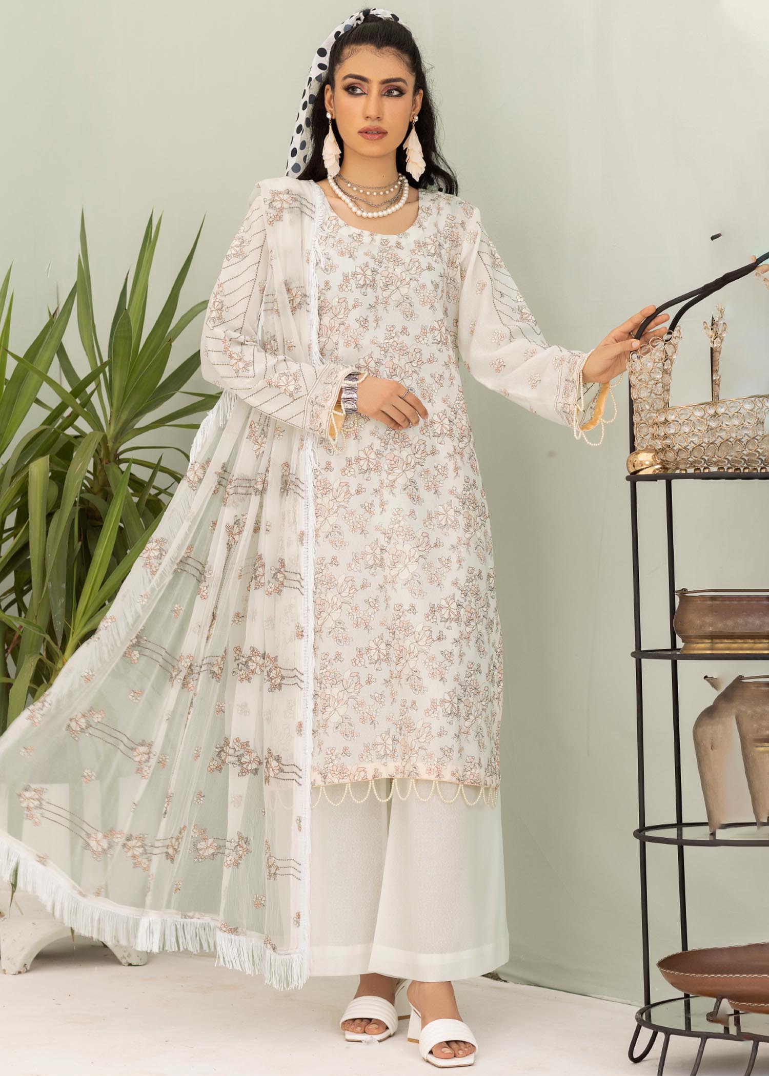 karandi Unstitched in White