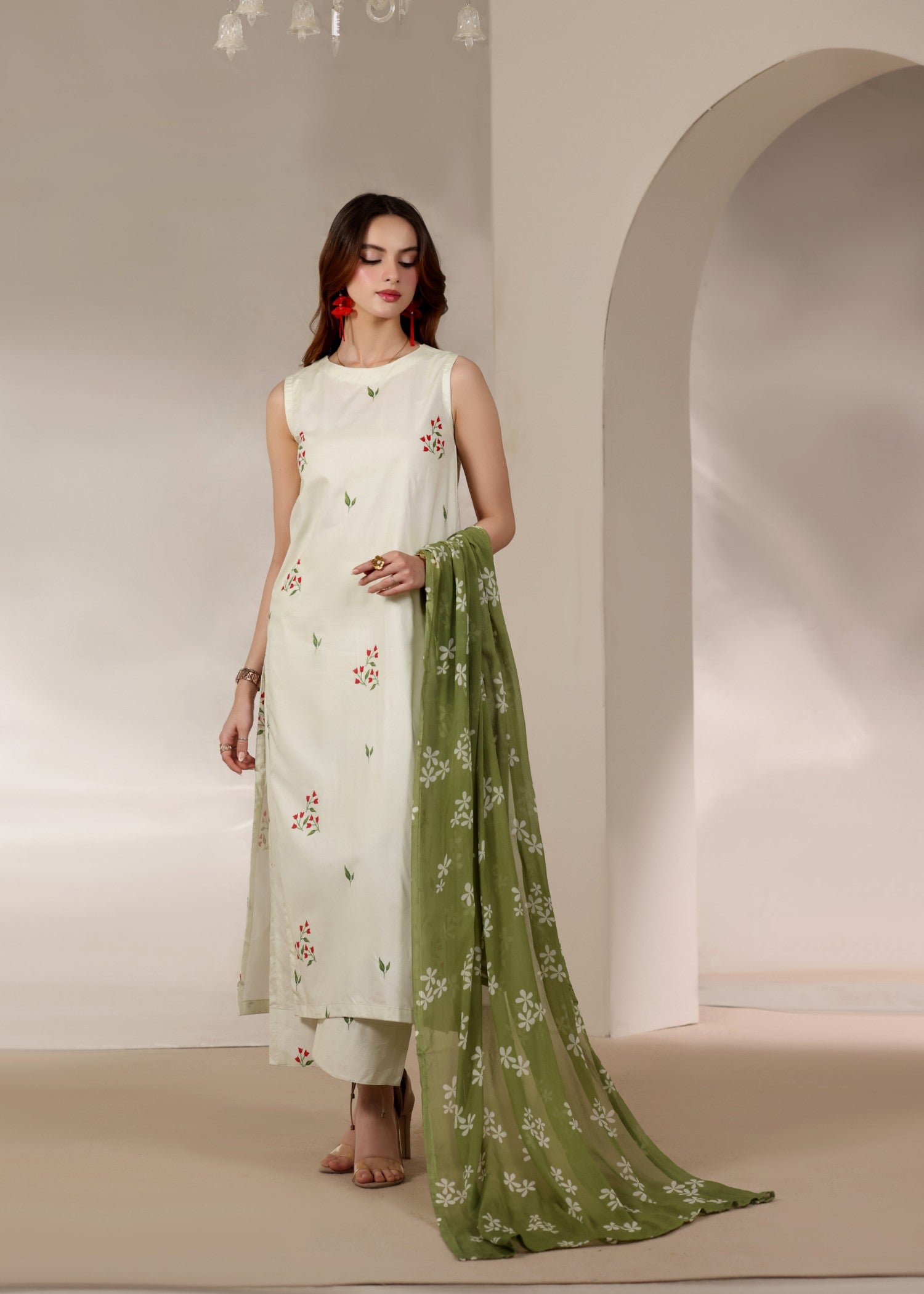 lawn Kurta Set in Off-white, olive green