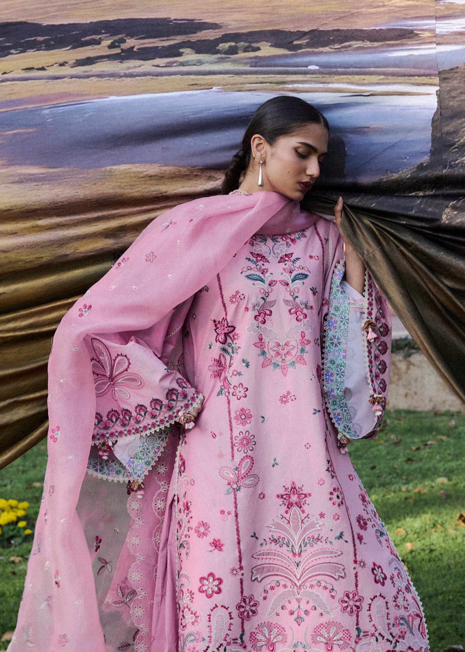 Zan Festive Luxury Lawn – Elfa