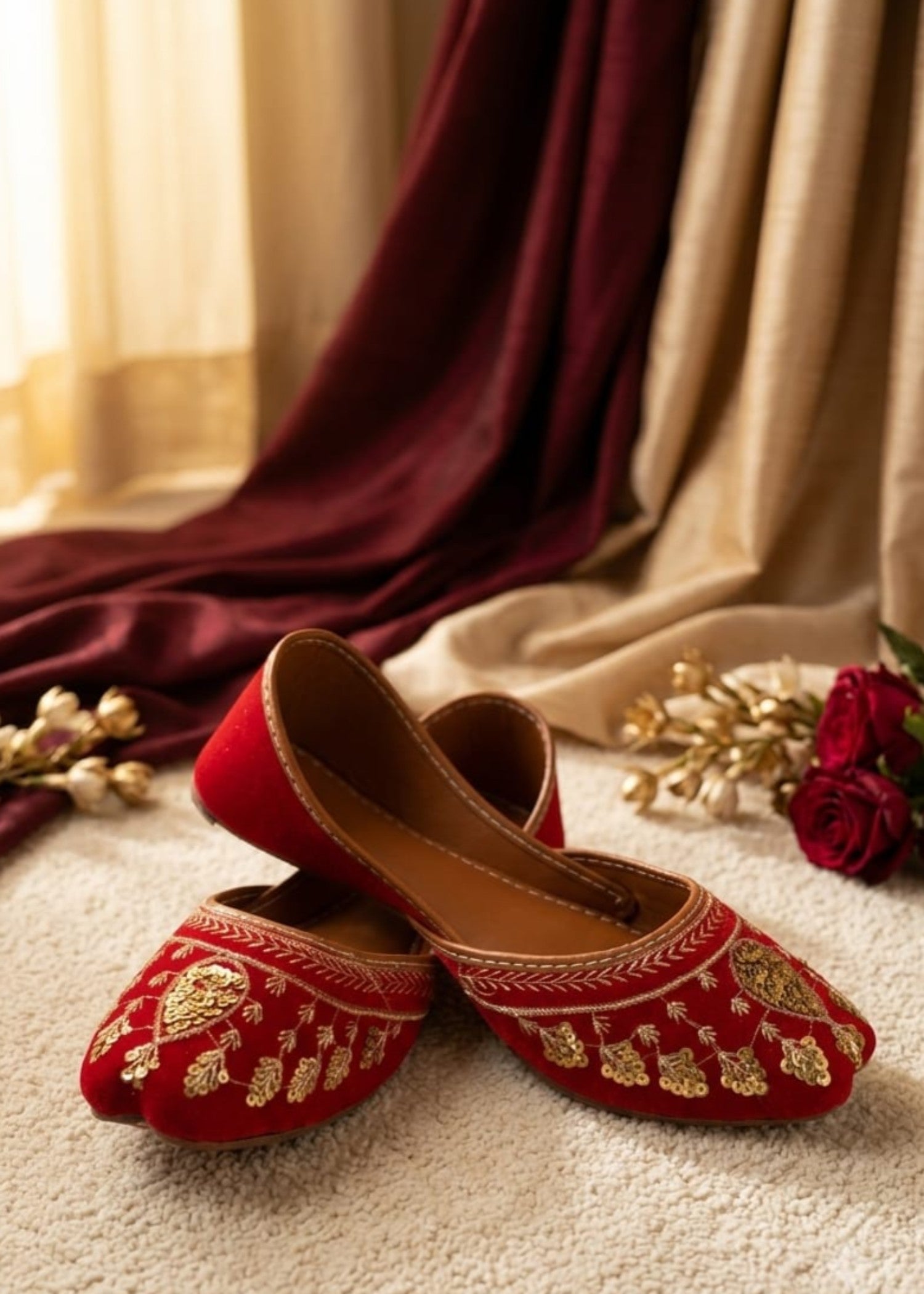 Khussa in Fire red by - High Quality Women Khussa ULI9156