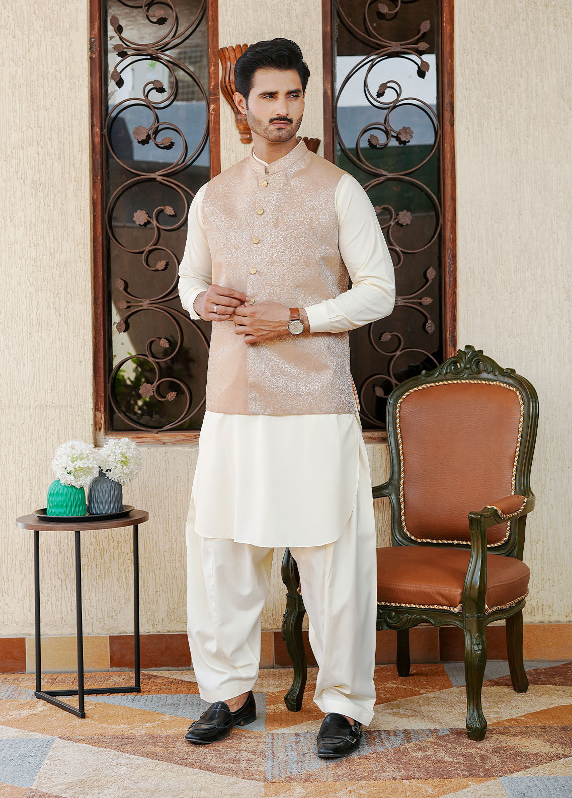 banarasi jamawar Waistcoat in Peach pink