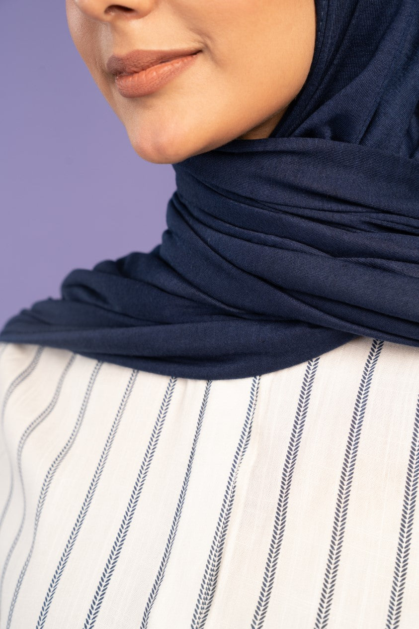 single jersey knit Hijab in Navy blue