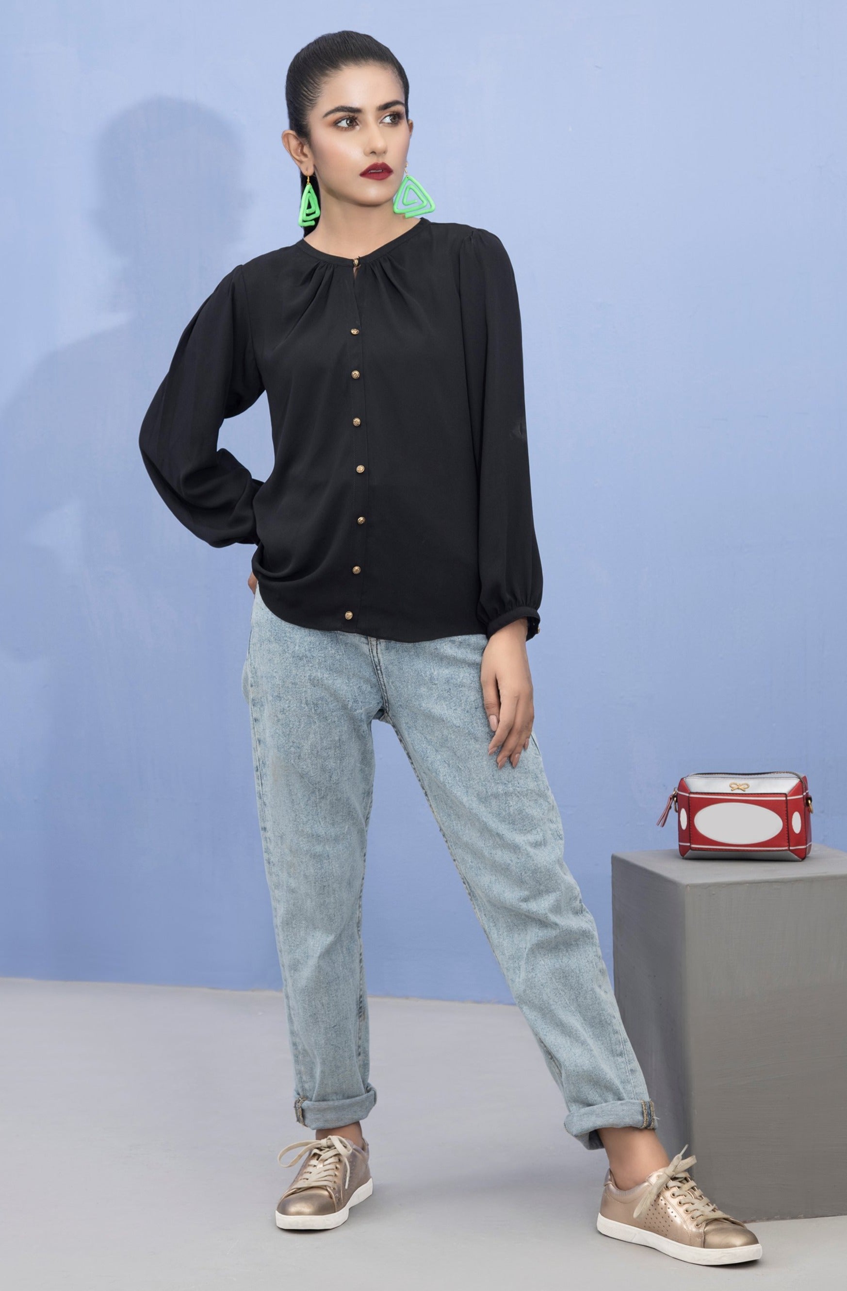 crepe georgette Top in Black