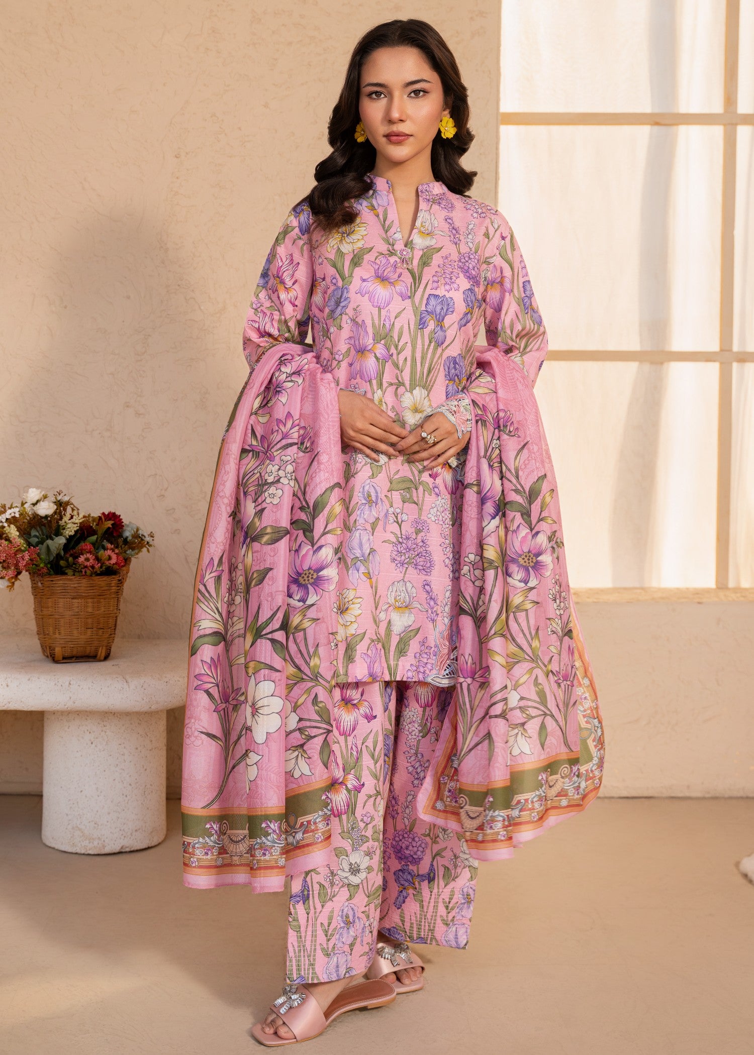 textured lawn Kurta Set in Petal pink