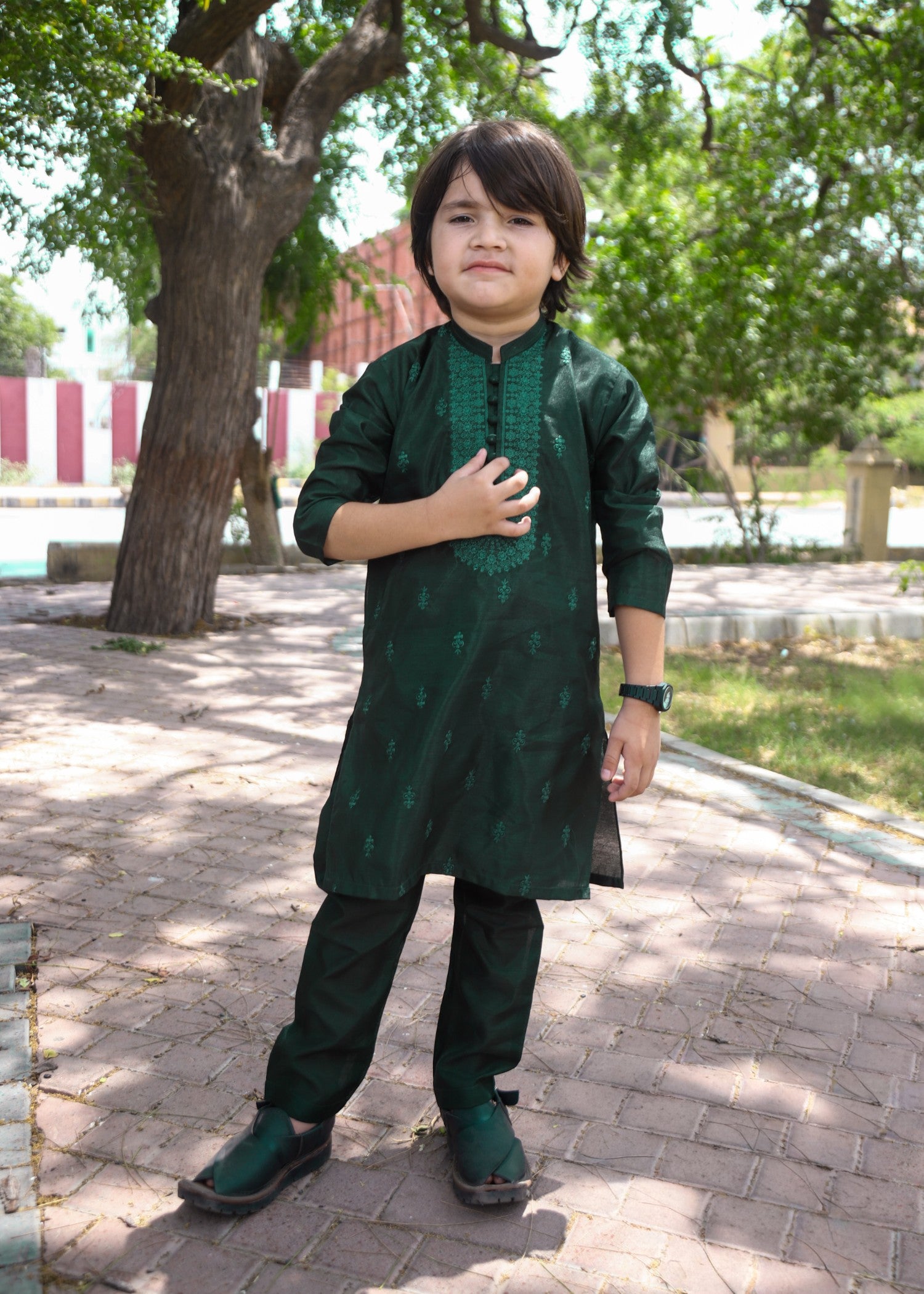raw silk Kurta Set in Bottle green