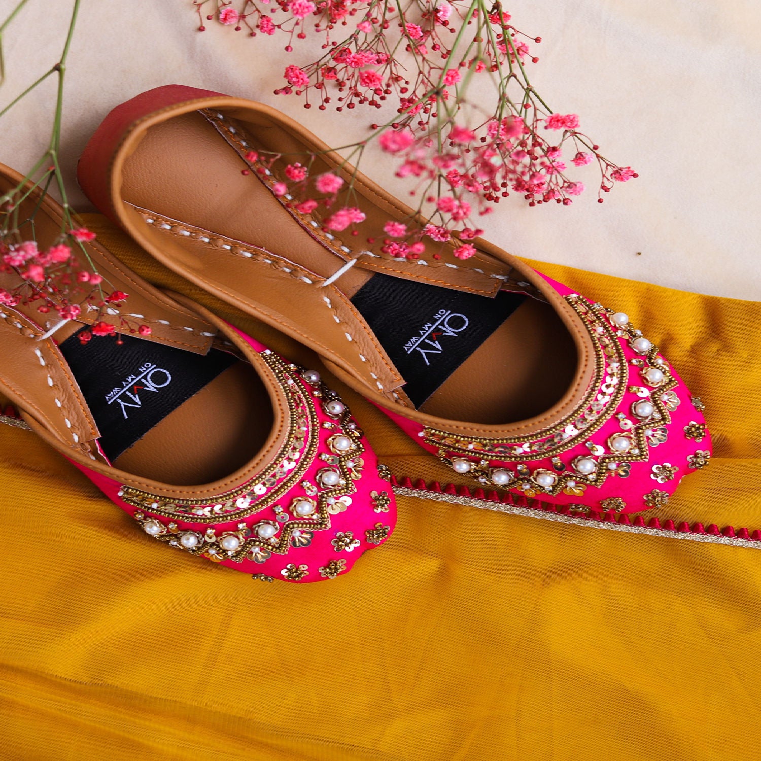 Khussa in Pink by - High Quality Women Khussa SYQ8510
