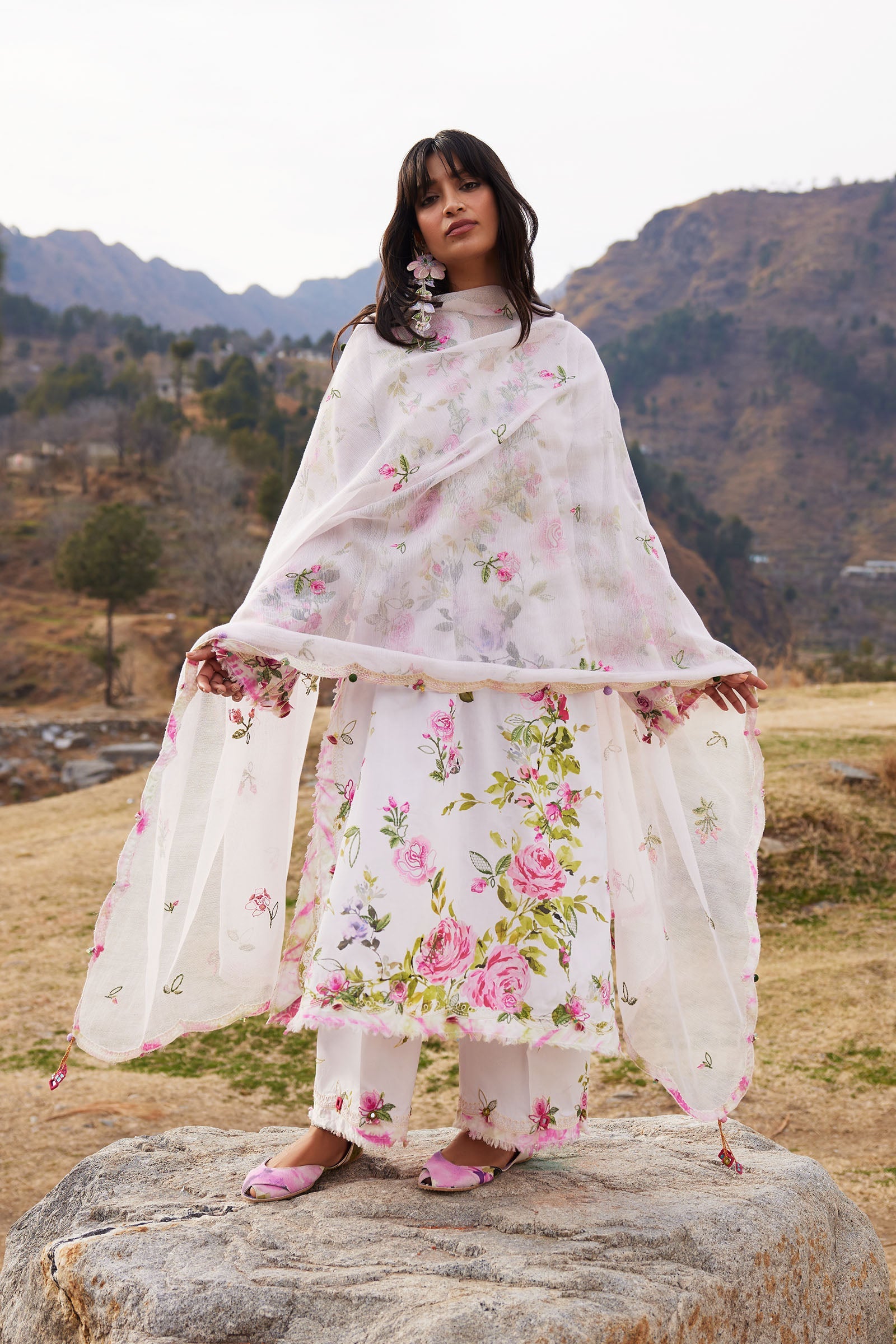 Festive Luxury Lawn – ZL26-11A