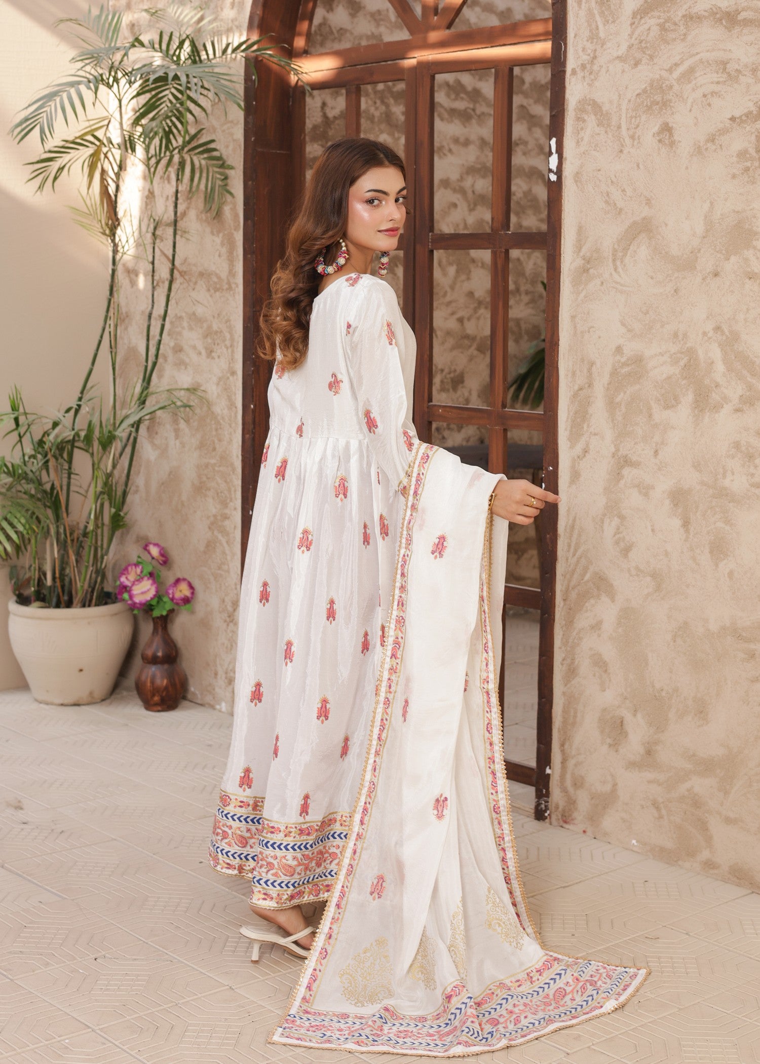 pk raw silk Pishwas in White