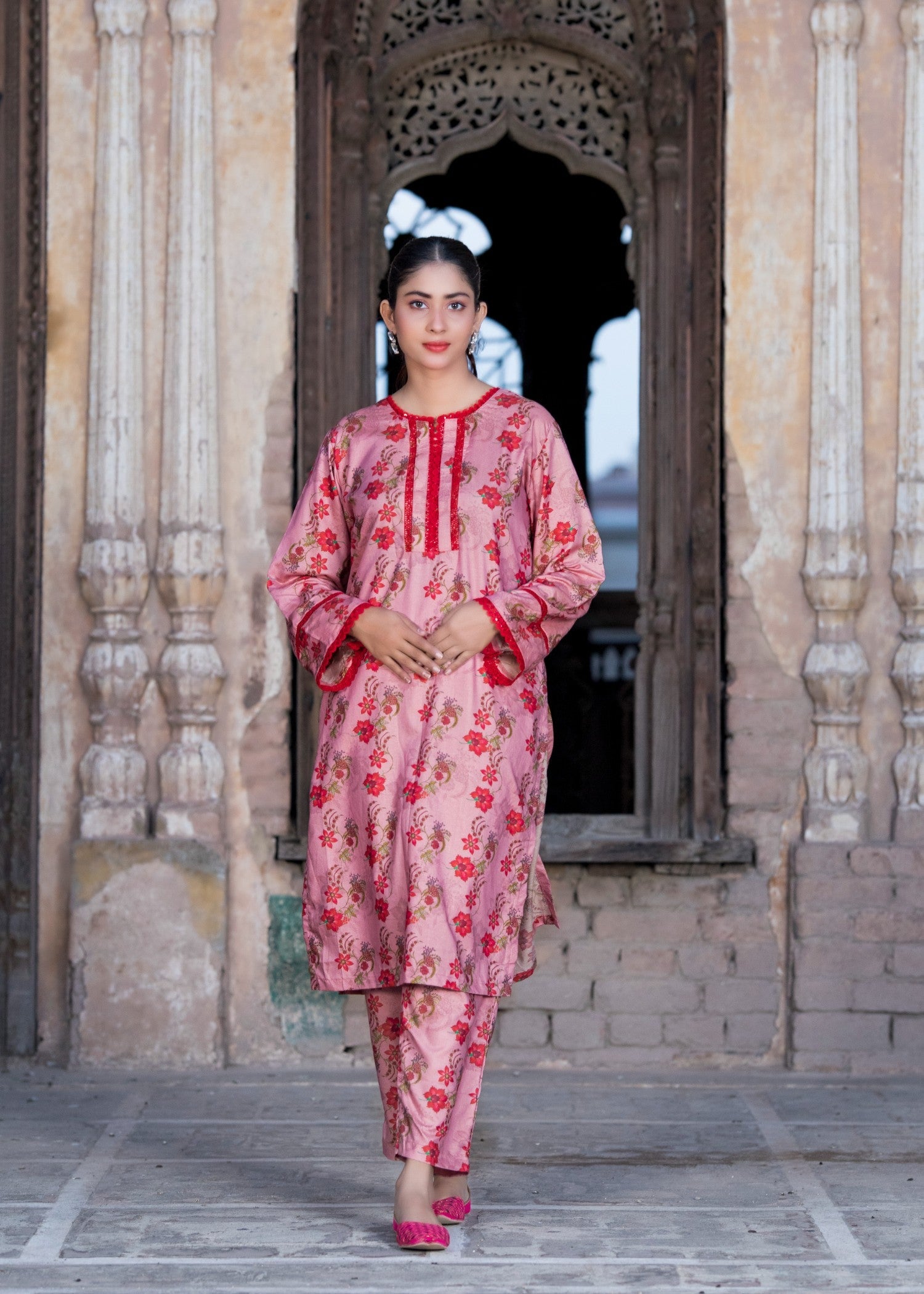 khaddar Unstitched in Hot pink