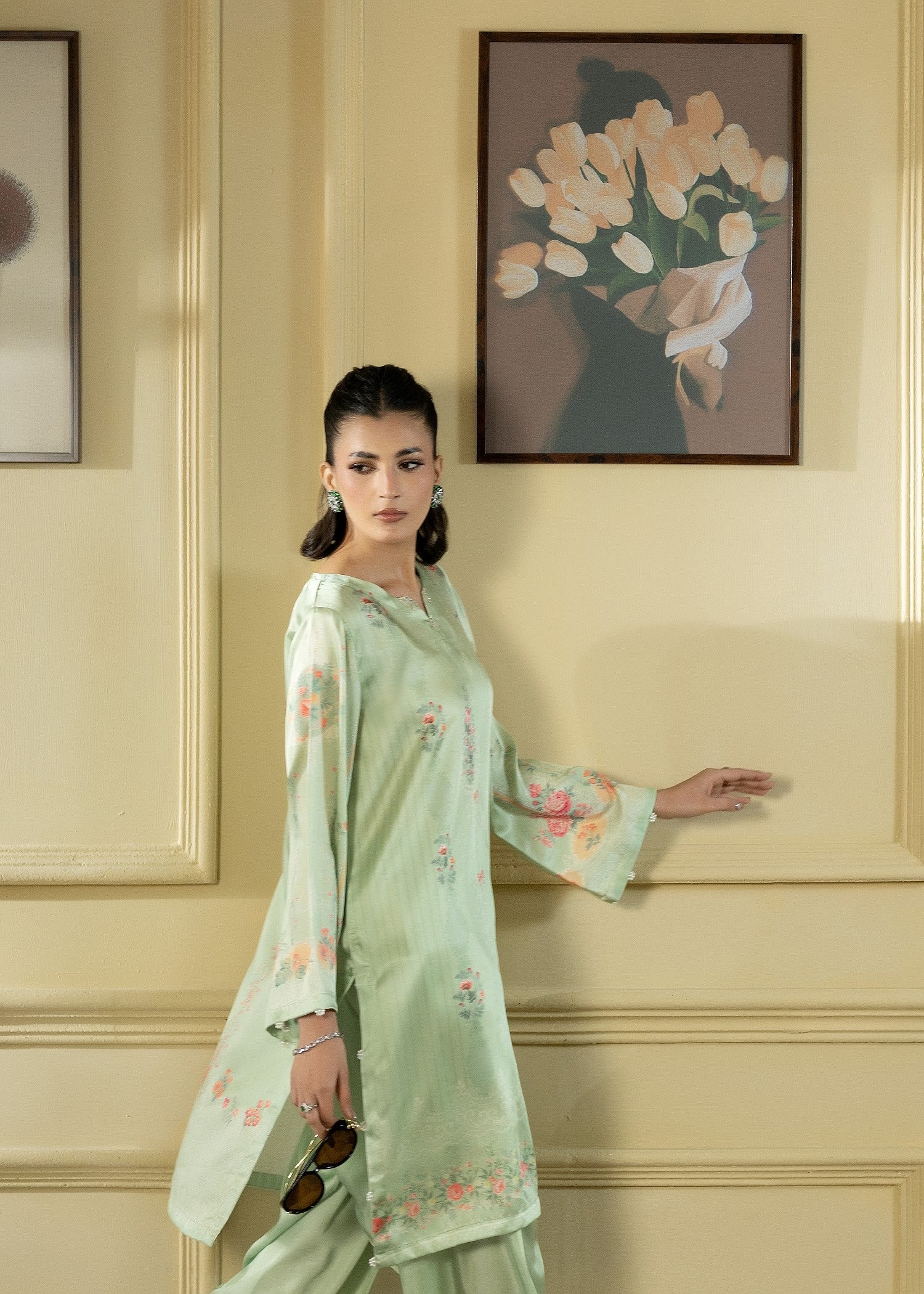 charmuse/shamooz Kurta Set in Moss green